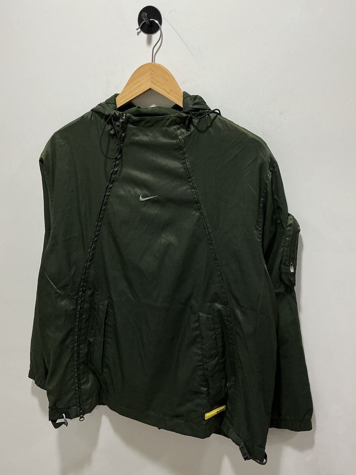 Gyakusou × Nike × Vintage Vintage Nike Gyakusou Asymmetrical Zip Pocket Jacket Size US L / EU 52-54 / 3 - 3 Thumbnail