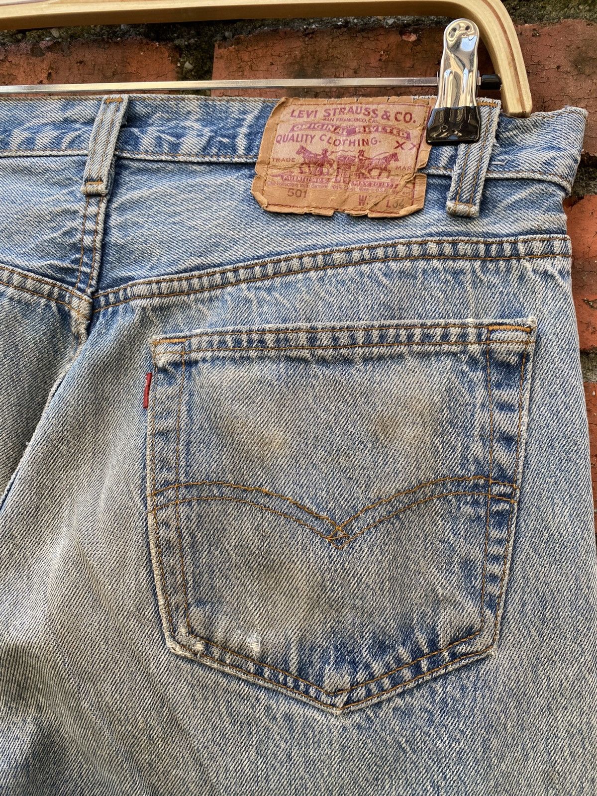 Levi's × Levi's Vintage Clothing × Vintage W32x32 vintage 90s levi's 501 distressed made in USA Size US 32 / EU 48 - 6 Thumbnail