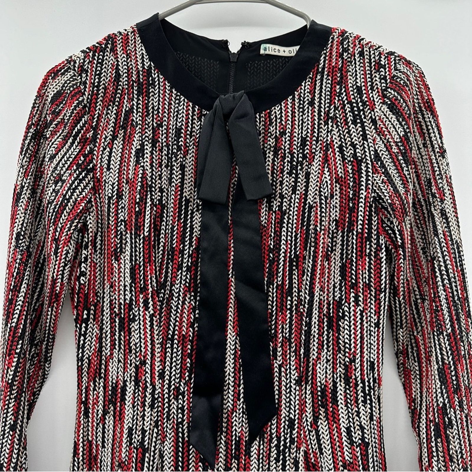 Alice + Olivia Alice & Olivia Gwyneth Fit & Flare 3/4 Sleeve Mini Dress Size XS / US 0-2 / IT 36-38 - 4 Thumbnail