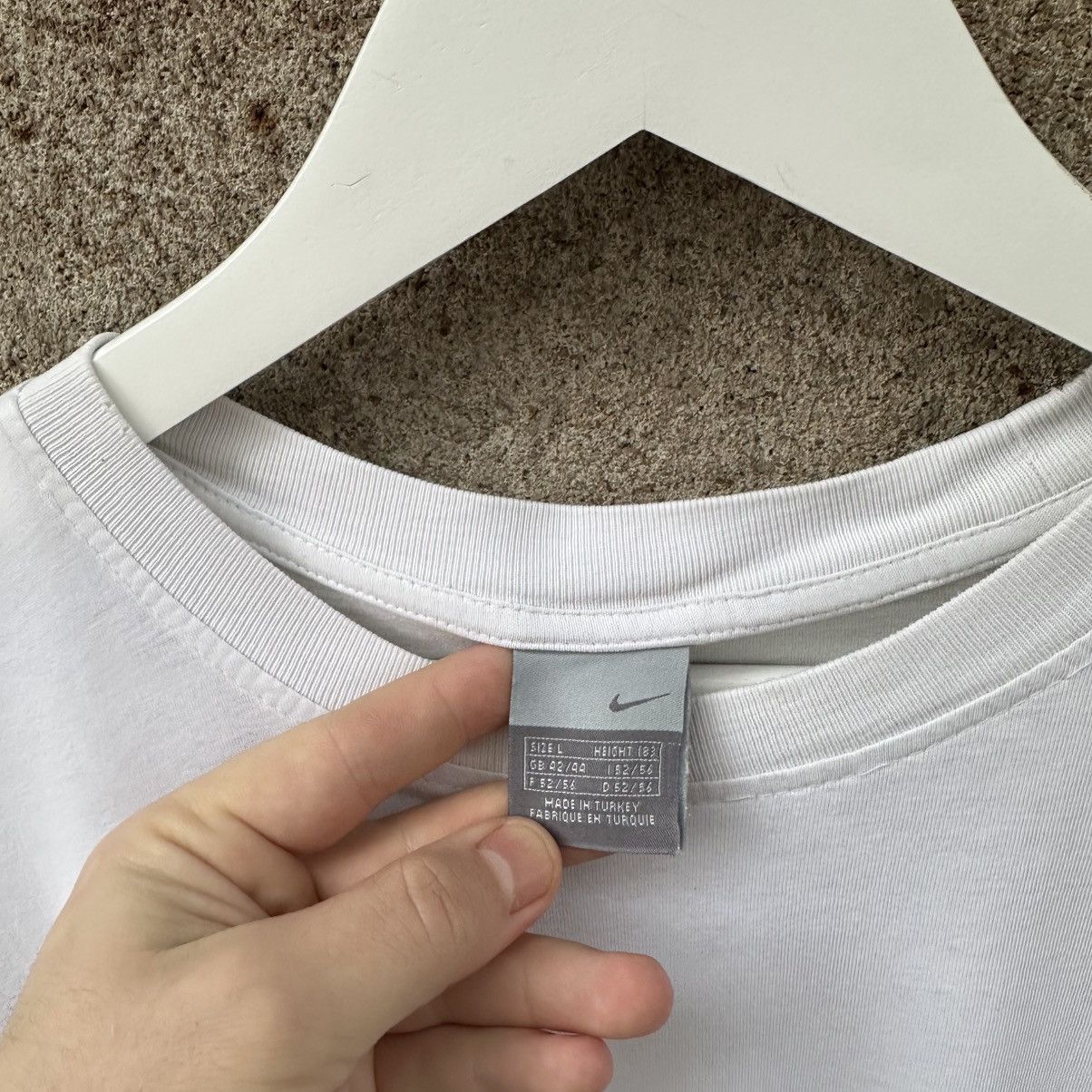 Nike Vintage Nike T-shirts Small Swoosh Size L SK8 00s USA Rap Size US L / EU 52-54 / 3 - 6 Thumbnail