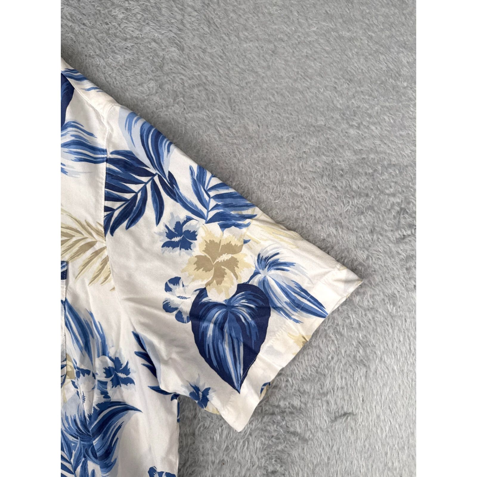 George George Shirt Men 2XL White Blue Floral Hibiscus Button-Up Rayon Hawaiian, Button-Up, Short Sleeve, Regular, George, Floral, Hawaiian, Mens Size US XXL / EU 58 / 5 - 4 Thumbnail