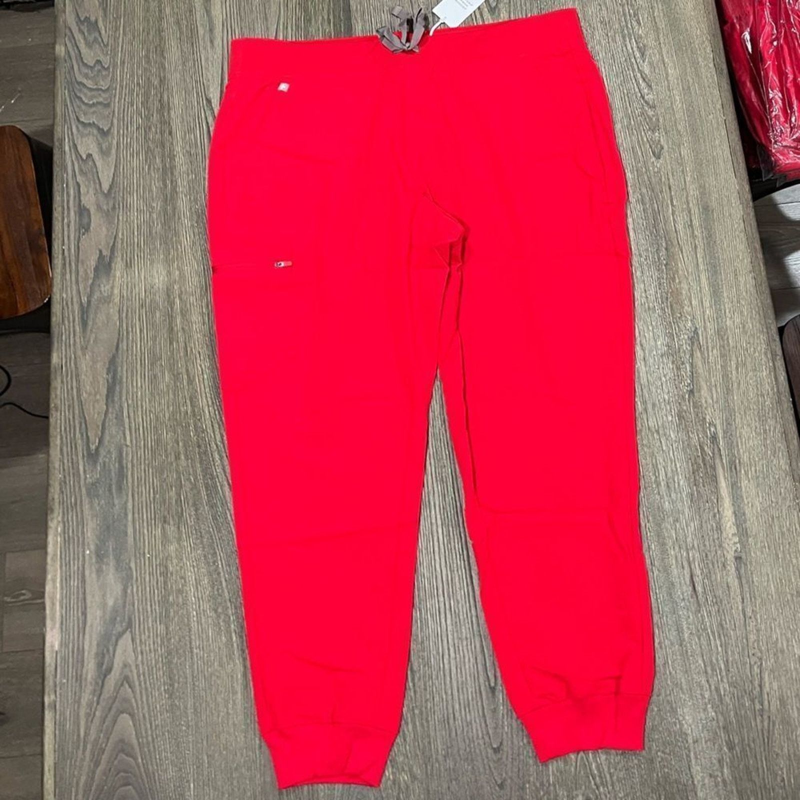 Vintage NWT Figs Zamora Jogger Scrub Pants Six Pockets Yoga Size 2XL Size 40" / US 18 - 1 Thumbnail