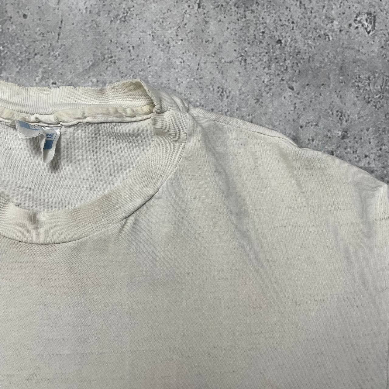 Vintage Vintage 90s Kinder Chocolate Collection Thrashed T Shirt Size US XL / EU 56 / 4 - 7 Thumbnail