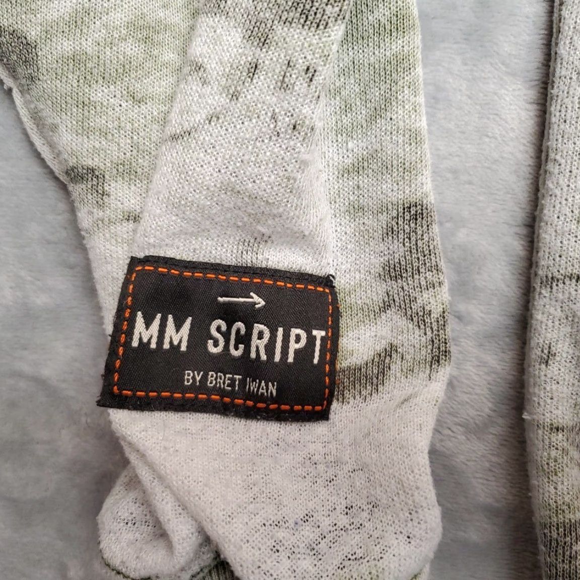 Disney Disney Artist Series Hoodie Mens XL Faded Green Burnout MM Script Bret Iwan Size US XL / EU 56 / 4 - 4 Thumbnail