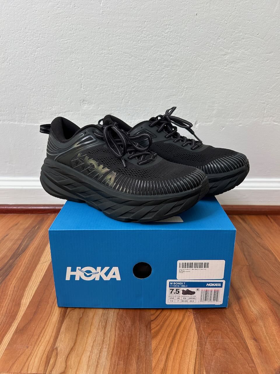 Hoka HOKA One One Bondi 7 Size US 7.5 / EU 40-41 - 1 Thumbnail