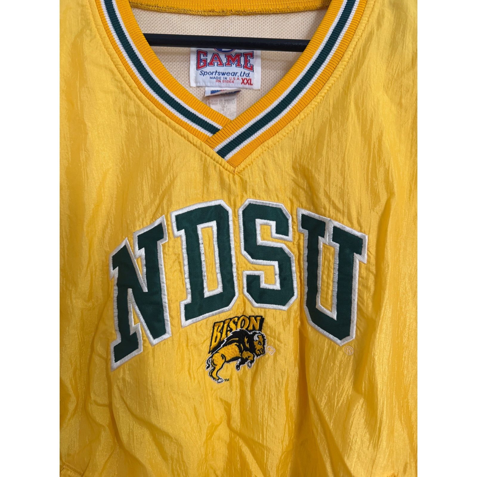 NCAA Vintage NDSU Bison Windbreaker Jacket Men's Size XXL Size US XXL / EU 58 / 5 - 2 Thumbnail