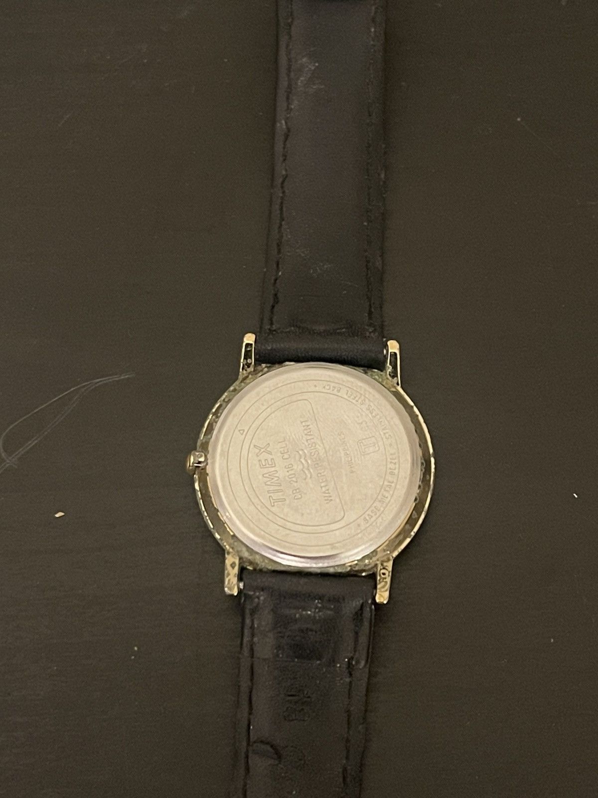 Timex Vintage Timex Watch Mens 32mm Gold Tone Day Date Size 32 - 4 Thumbnail