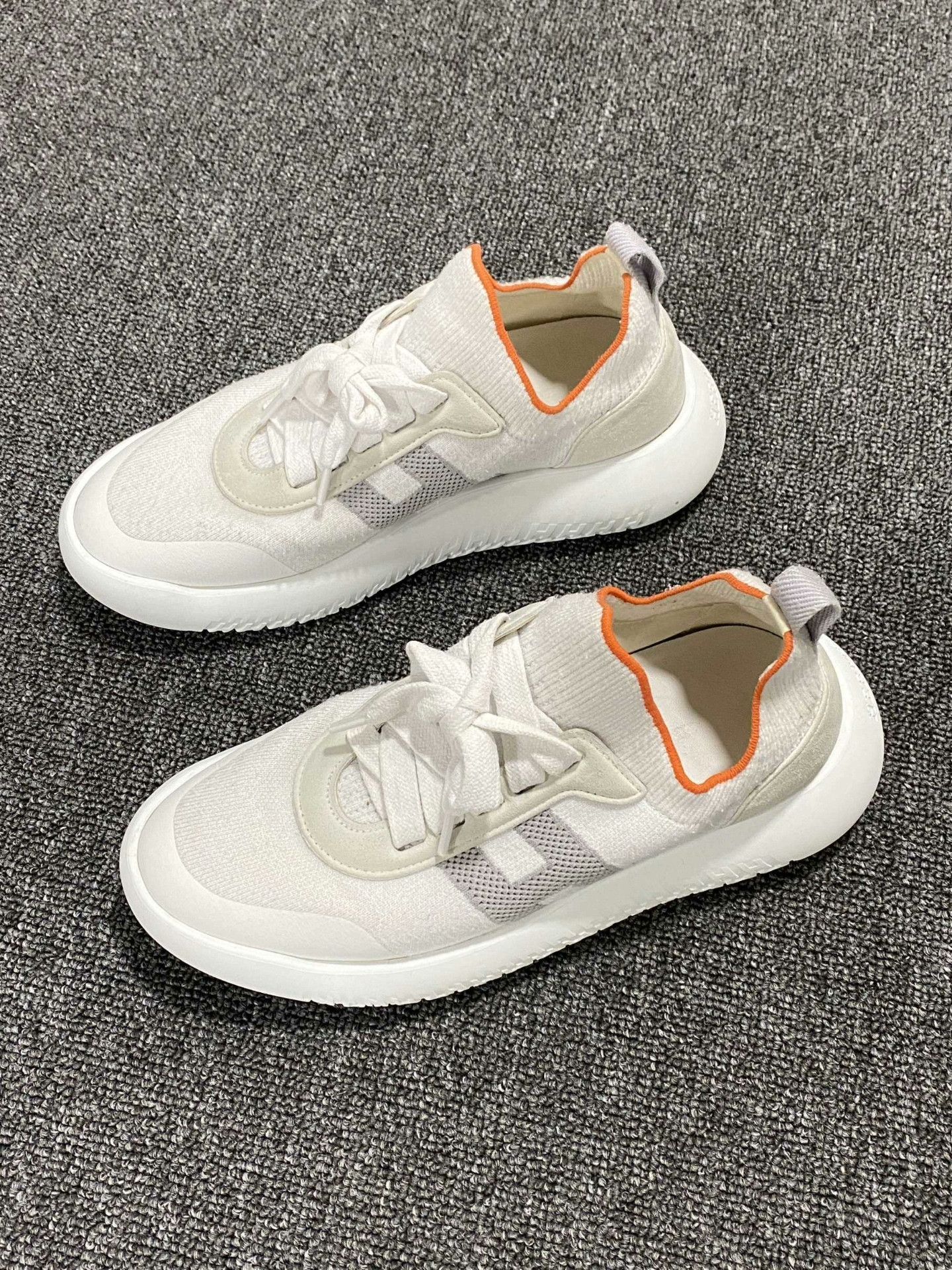 Hermes Hermes Mesh White Lowtop Sneakers us_5 Women Size US 5 / IT 35 - 1 Thumbnail