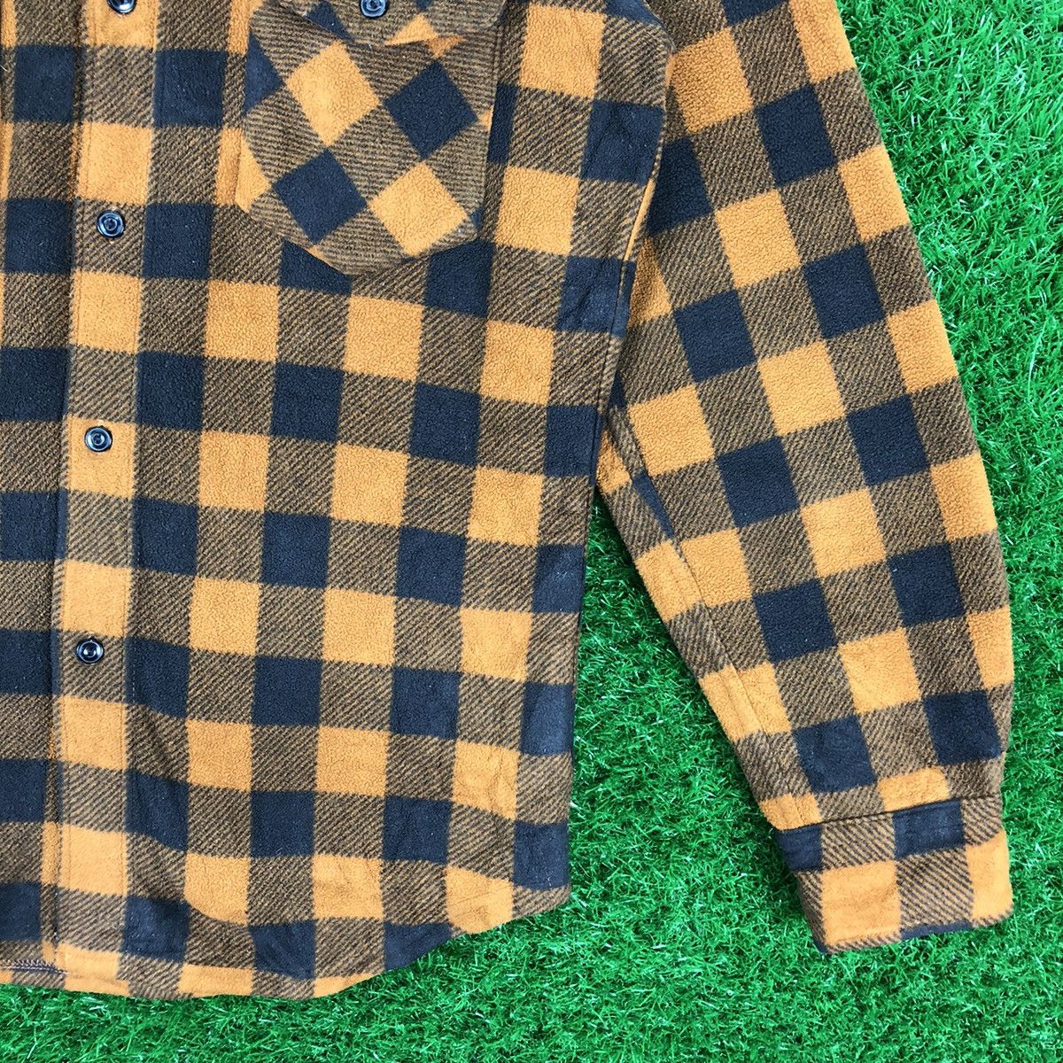Uniqlo Uniqlo Fleece Flannel Double Pocket Checkered Size US M / EU 48-50 / 2 - 3 Thumbnail