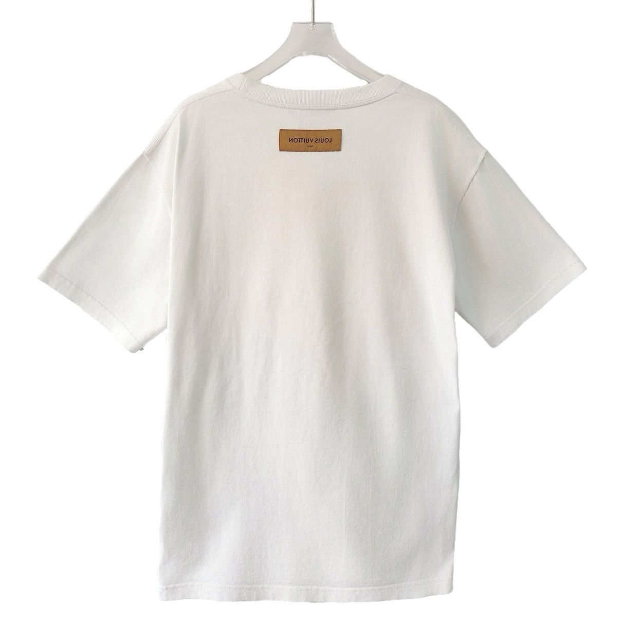 Louis Vuitton Louis Vuitton Graffiti Logo Short Sleeve T-Shirt K26WX Size US L / EU 52-54 / 3 - 2 Thumbnail