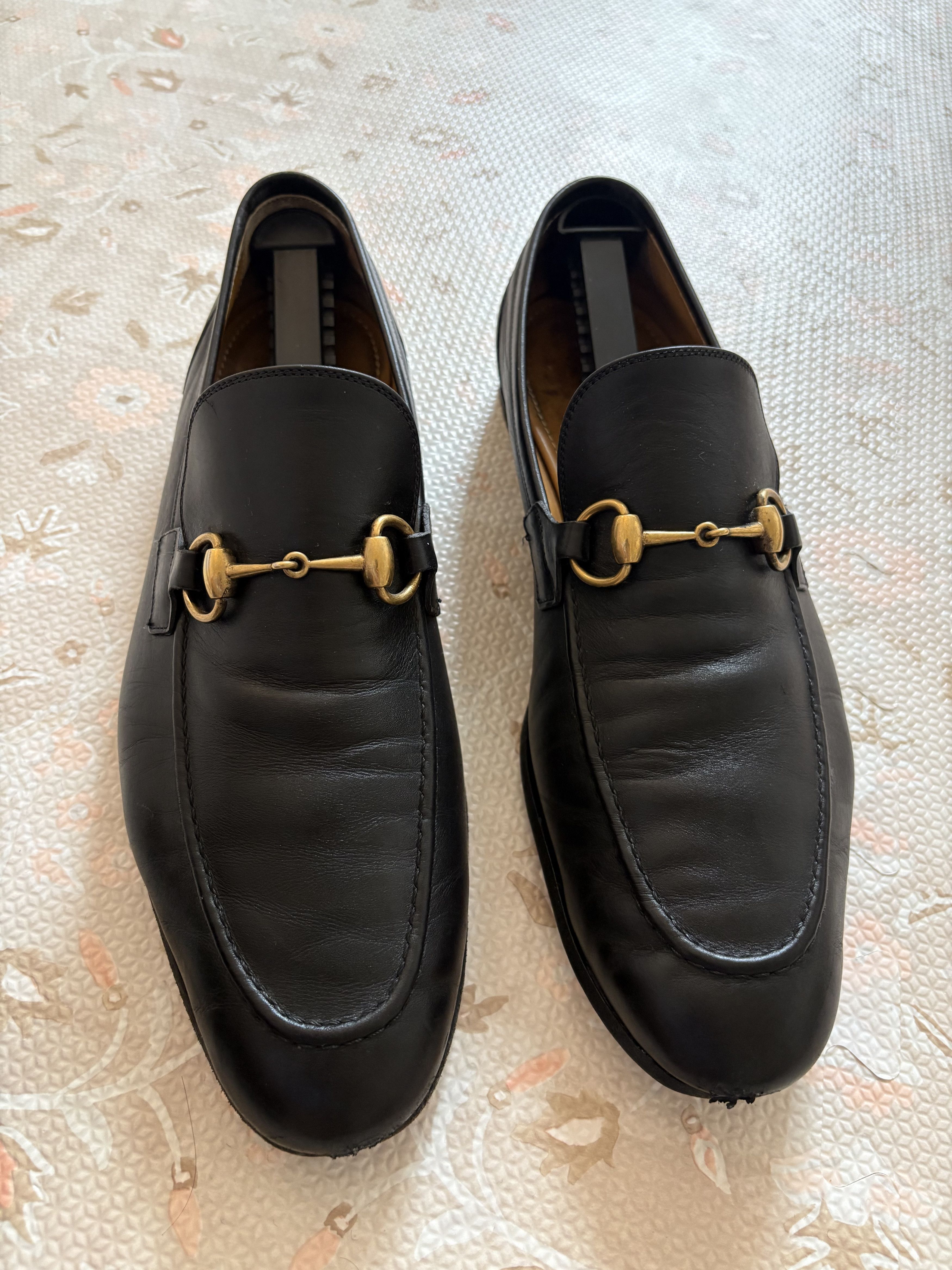 Gucci Gucci Loafers - Black / Gold - 9.5m Size US 10 / EU 43 - 1 Thumbnail