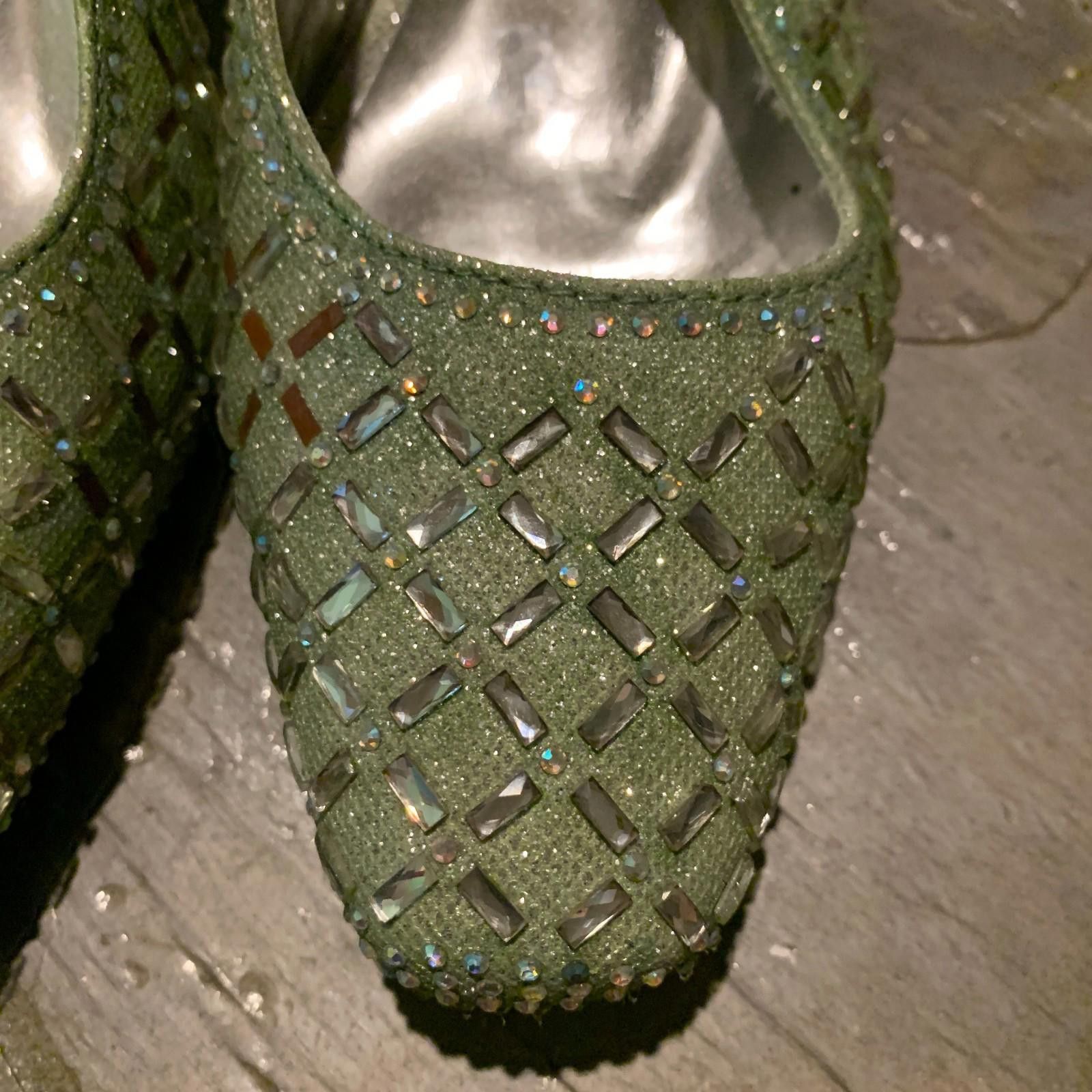 Designer Womens VALENTI FRANCO CROSS BLING SPARKLE Flats Sz. 7M (G107 Size US 7 / IT 37 - 5 Thumbnail