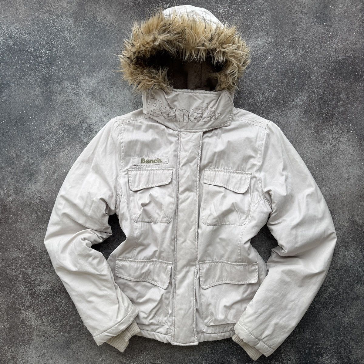 Bench Bench Vintage Y2K Faux Fur Hooded Gorpcore Jacket Size L / US 10 / IT 46 - 1 Thumbnail