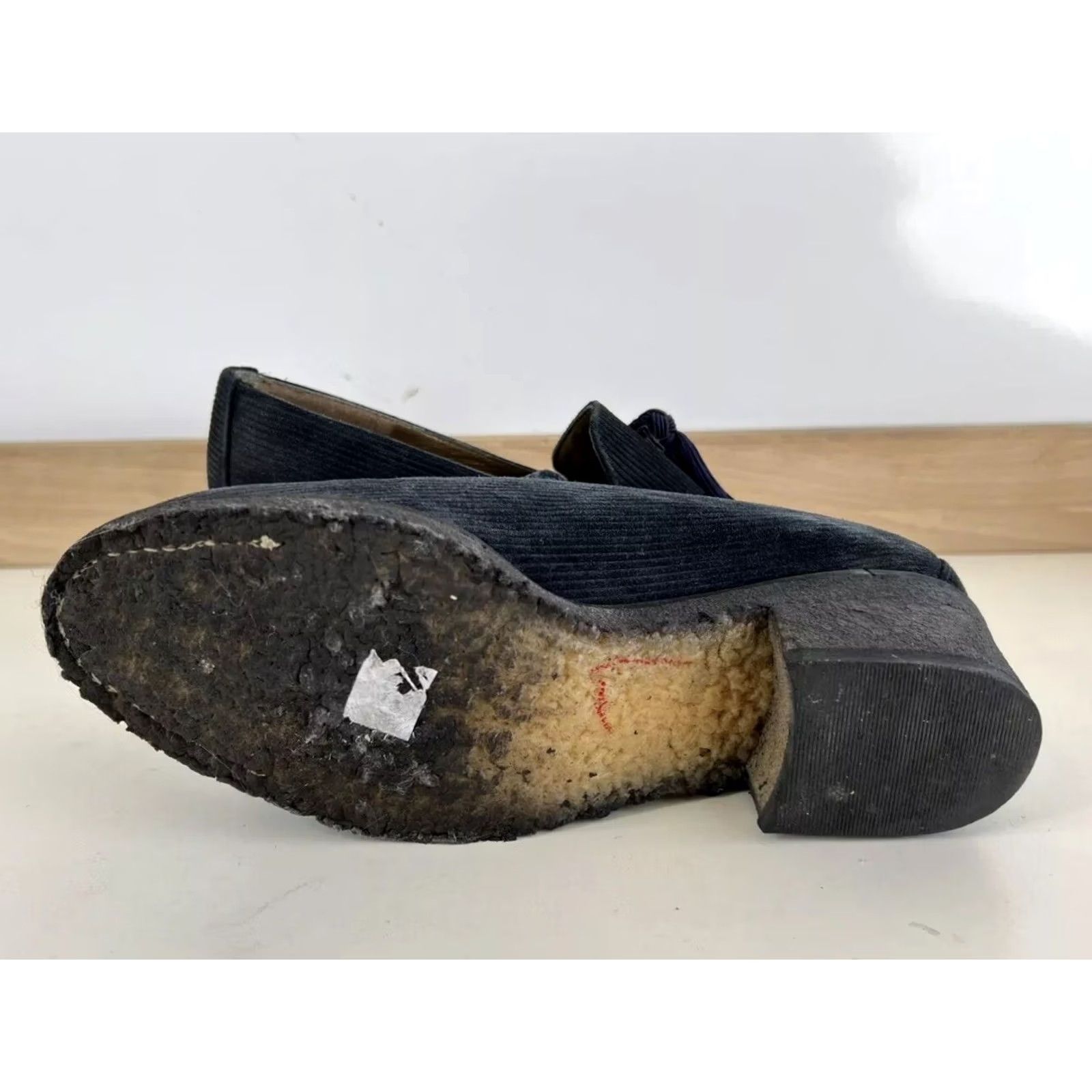 Stuart Weitzman VTG Stuart Weitzman Corduroy Tassel Loafers Women’s Size 6 Blue Corduroy Tassel Loafer Women's Flats 6 Mens? Size US 6 / IT 36 - 6 Thumbnail