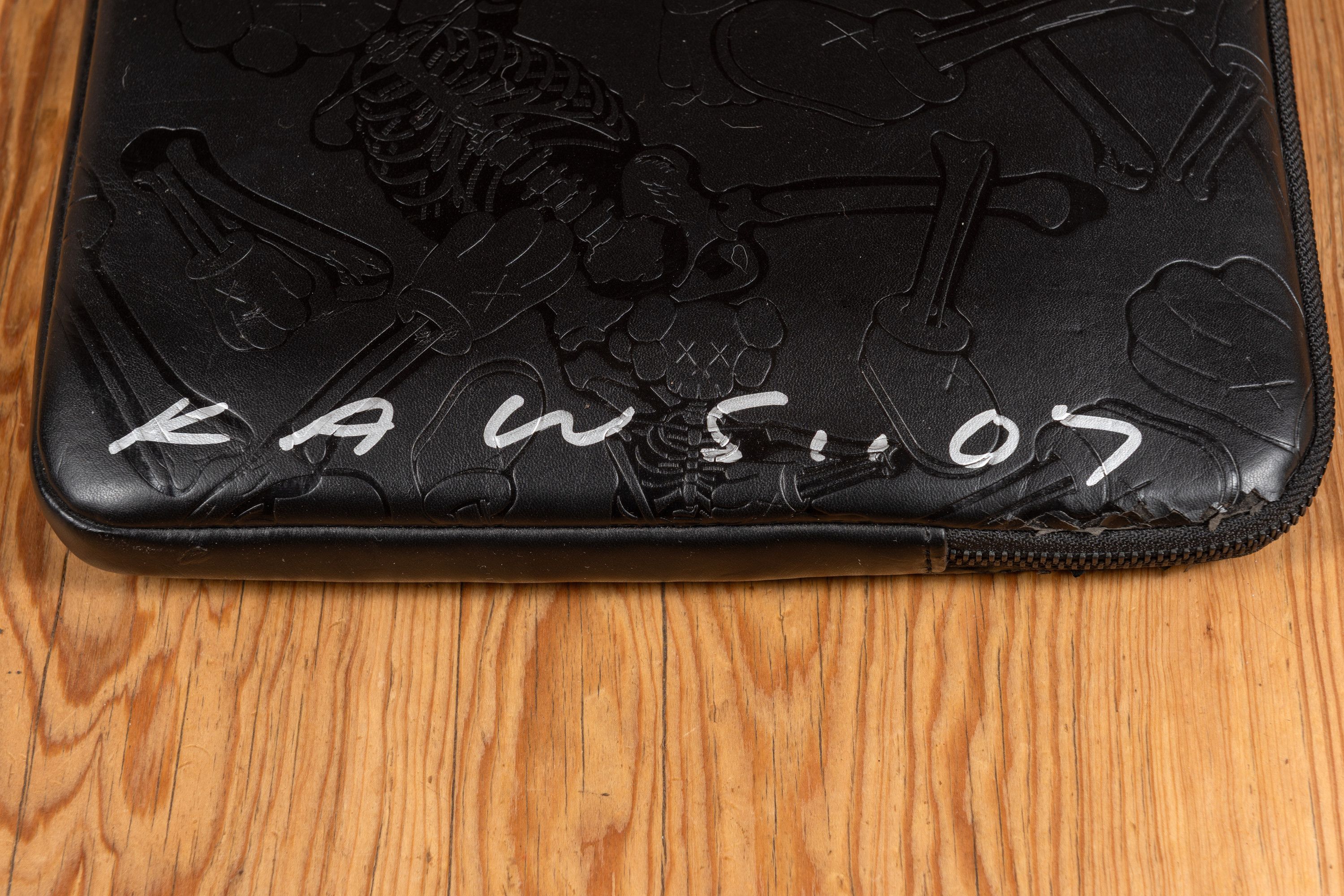 Original Fake Incase x Original Fake x Kaws Computer Sleeves, SIGNED Size ONE SIZE - 5 Thumbnail