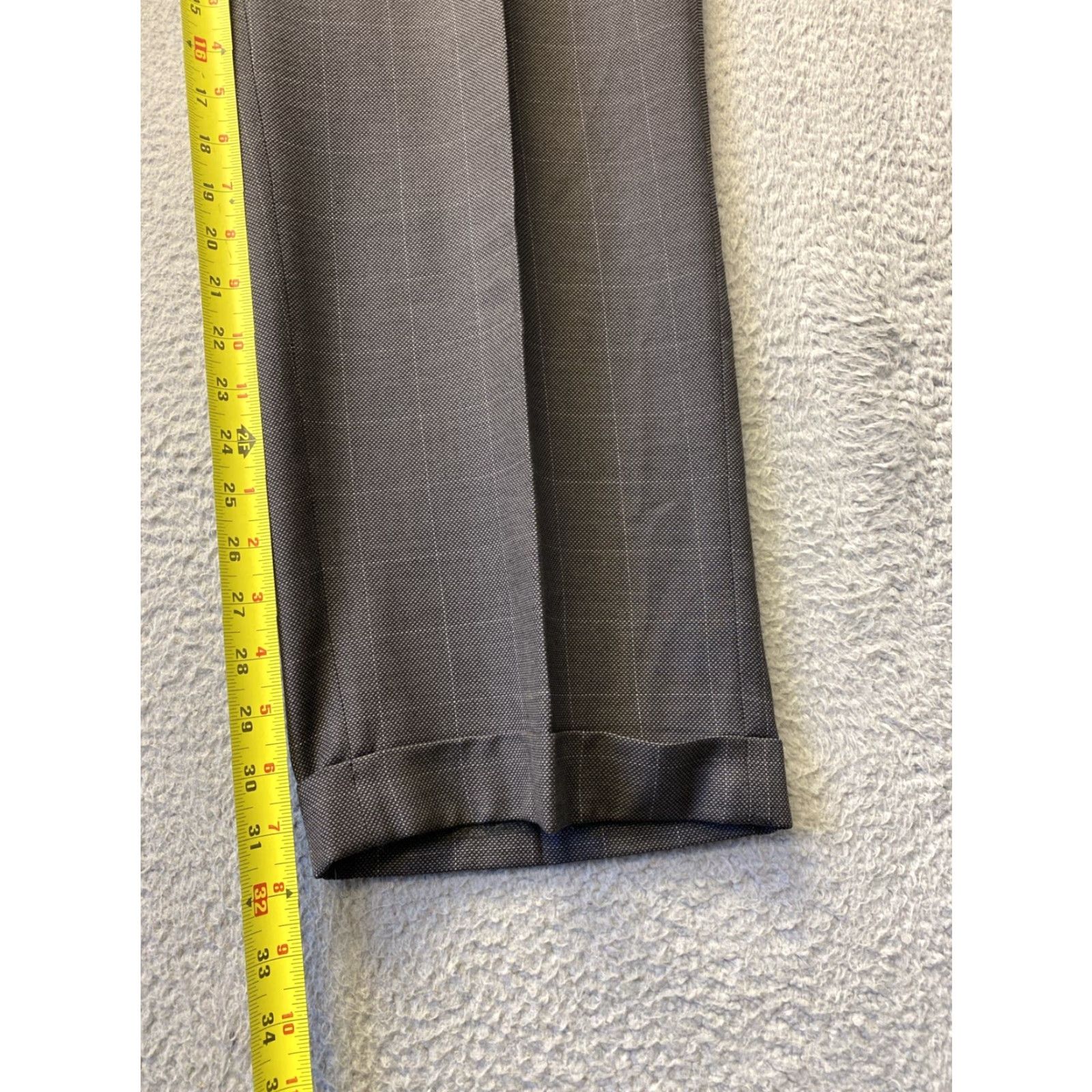 Sean John Sean John Dress Pants Men 42x30 42x32 Gray Check Trousers Plaid Business Formal Stretch Straight Leg Workers Regular Adult Mens Size US 42 / EU 58 - 4 Thumbnail