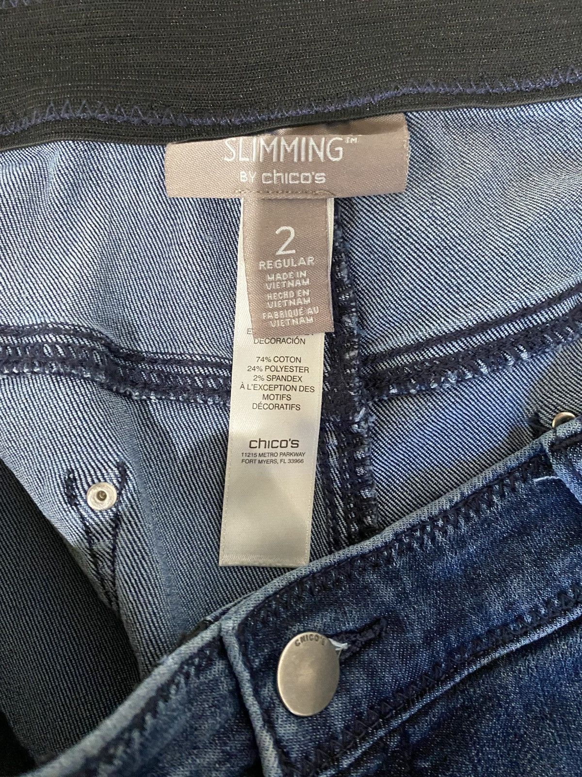 Chicos Chicos So Slimming Jeans Size 2 Large Medium Wish Size 30" / US 8 / IT 44 - 3 Thumbnail