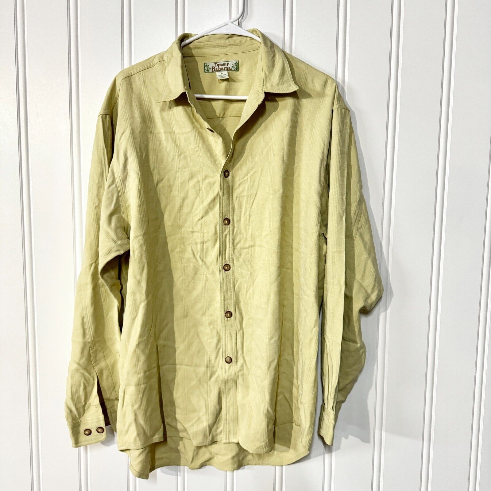 Tommy Bahama Tommy Bahama Button Down Size M Green Silk Long Sleeve Size US M / EU 48-50 / 2 - 1 Thumbnail