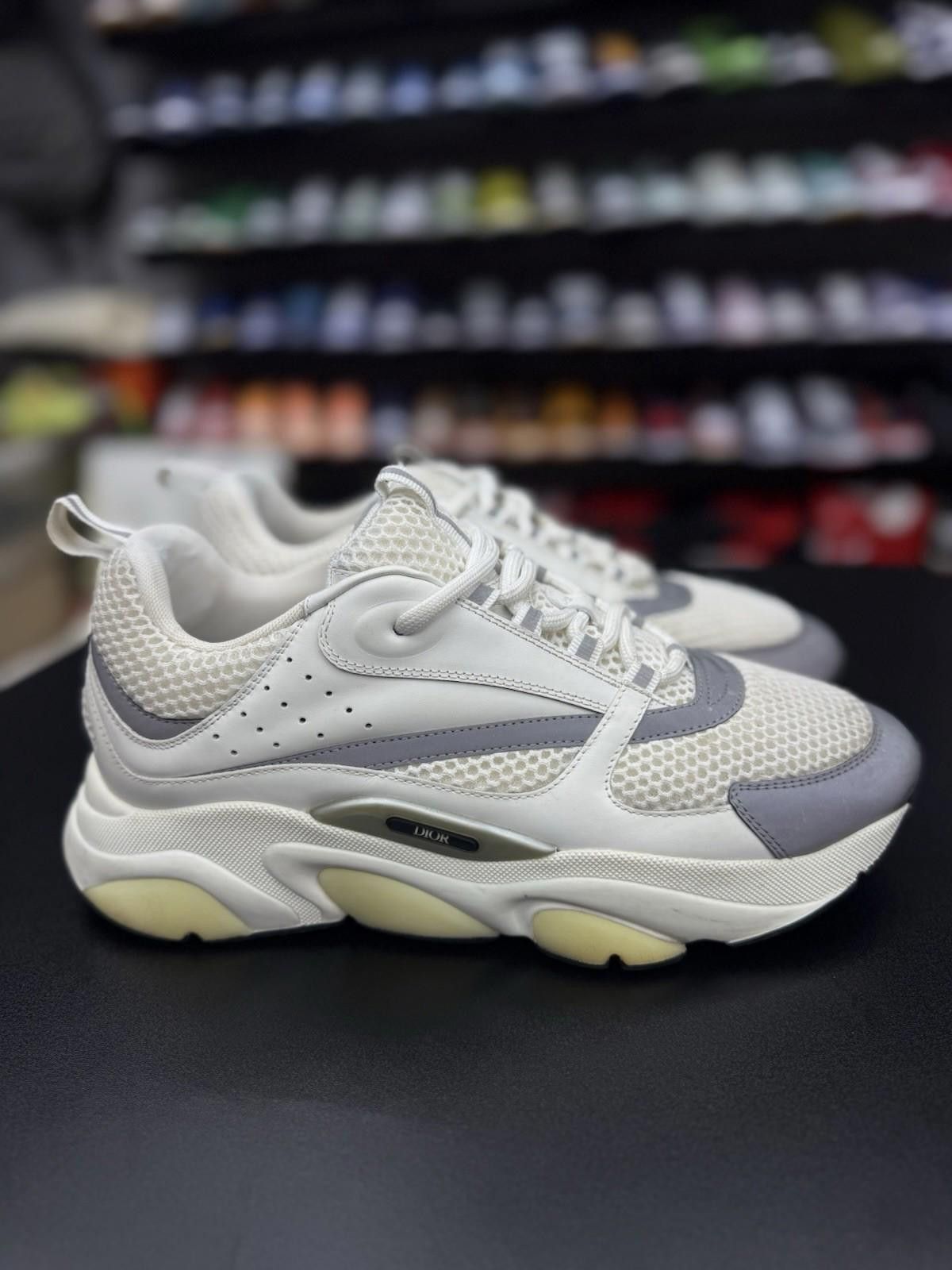 Dior Size 43EU/10US- Dior B22 White 100% Authentic $1300 Retail Size US 10 / EU 43 - 1 Thumbnail