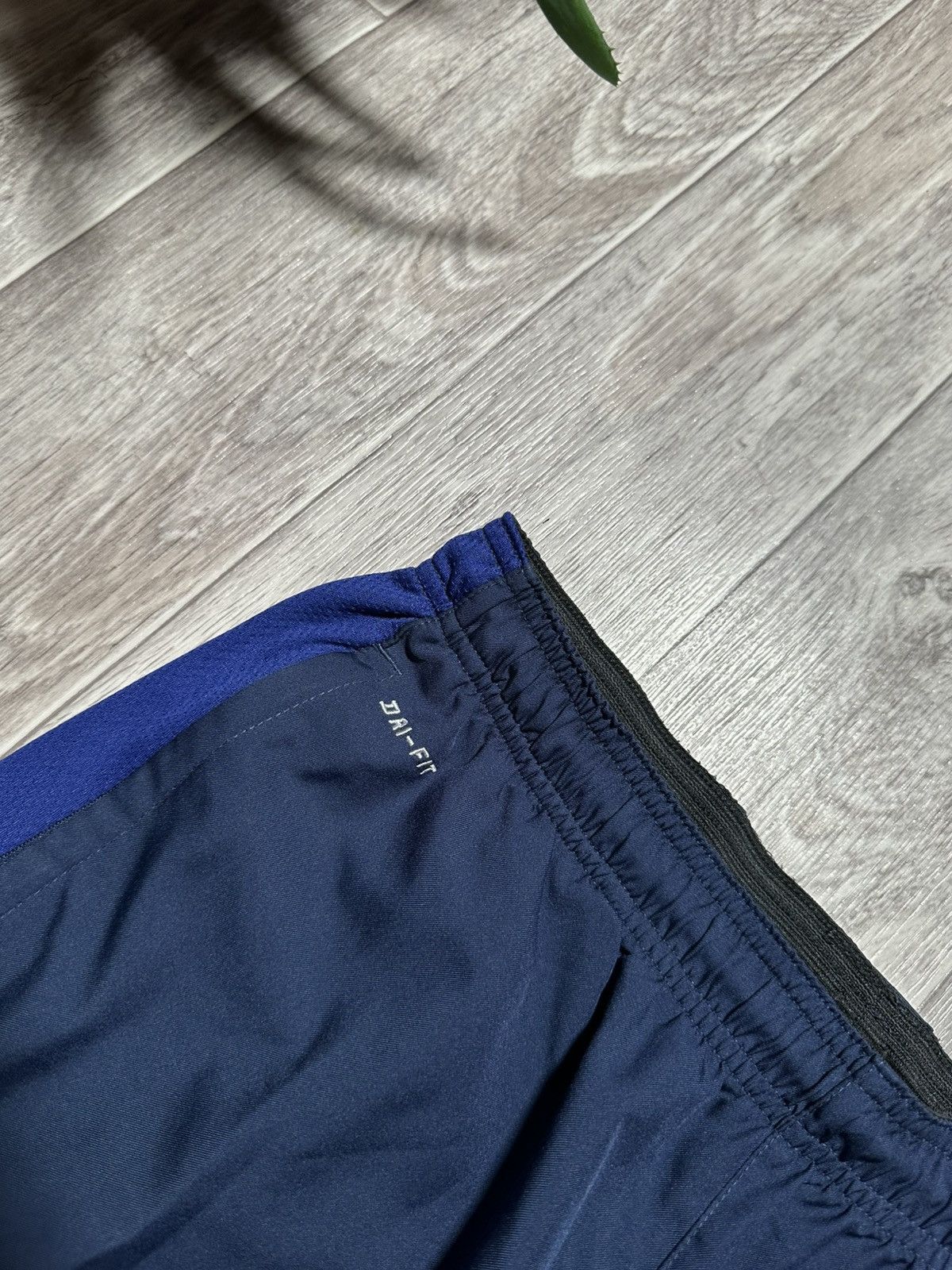 Nike Nike England 2016 Home Training Shorts Size US 34 / EU 50 - 4 Thumbnail