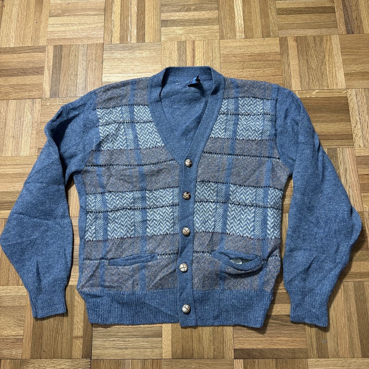 Jantzen Vintage Jantzen cardigan wool sweater Size US S / EU 44-46 / 1 - 1 Thumbnail