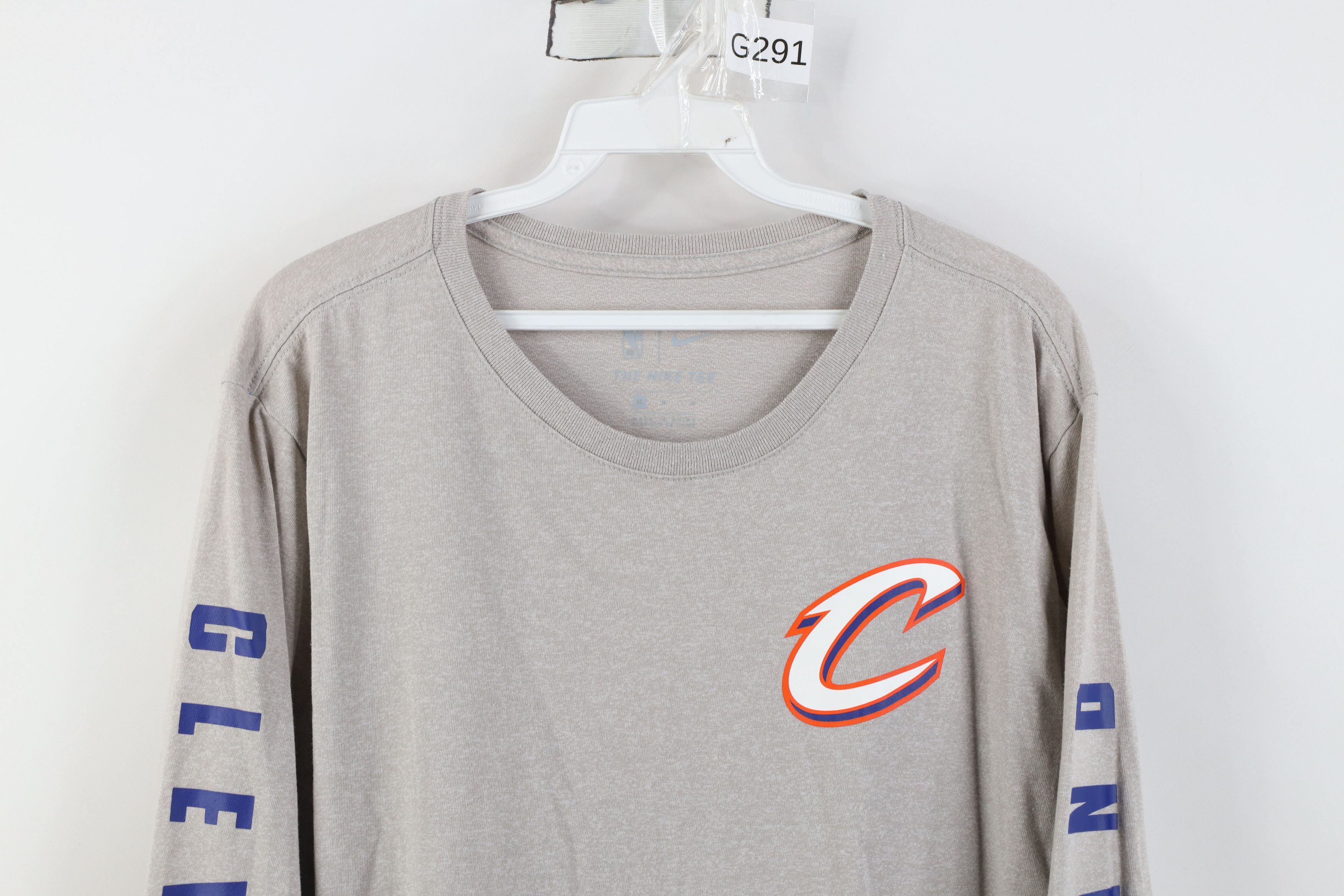 Nike Nike NBA Cavaliers Basketball Long Sleeve T-Shirt Gray Size US M / EU 48-50 / 2 - 2 Thumbnail