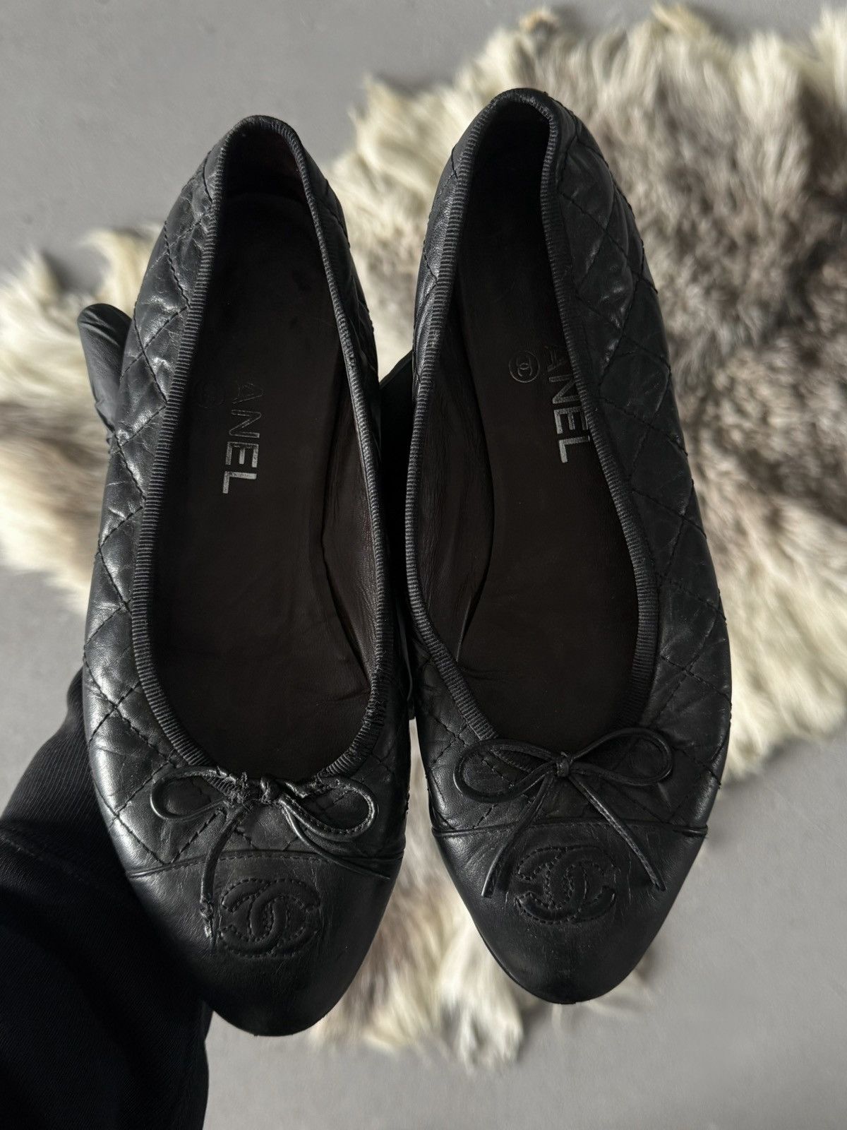 Chanel Chanel Leather Ballet Flats Size US 7 / IT 37 - 1 Thumbnail