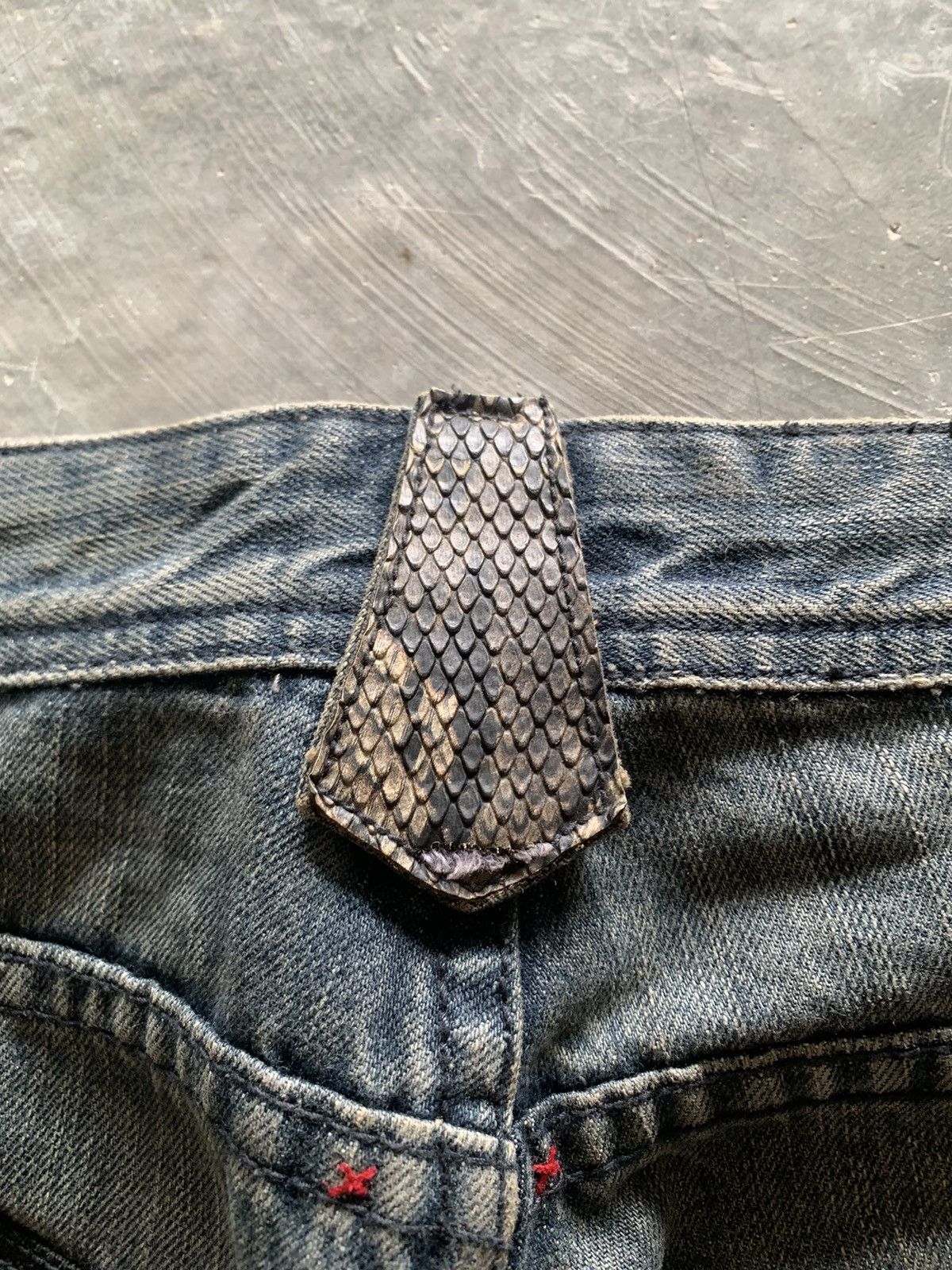 If Six Was Nine flare semantic design snake skin patch with zipper Size US 31 - 16 Thumbnail