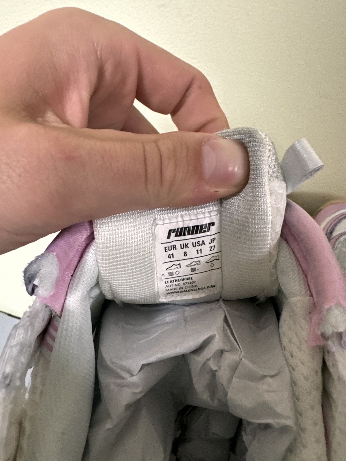 Balenciaga Balenciaga Pink white Runner 41 Size US 8 / EU 41 - 7 Thumbnail