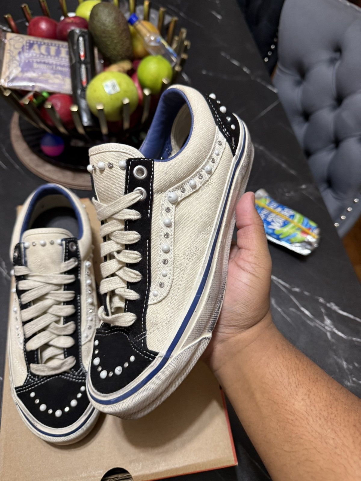 Satoshi Nakamoto × Vans Vans Otw Pearlized Pack Marshmallow Size 7.5 Size US 7.5 / EU 40-41 - 4 Thumbnail