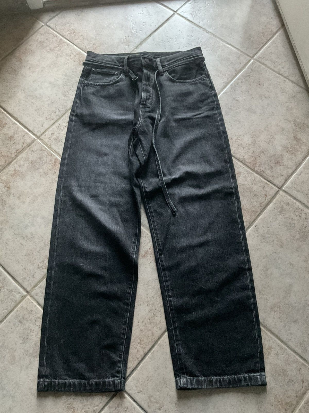 【新品】Acne Studios 1992M VIntage Black 新品】Acne Studios 1992M VIntage Black - メルカリ