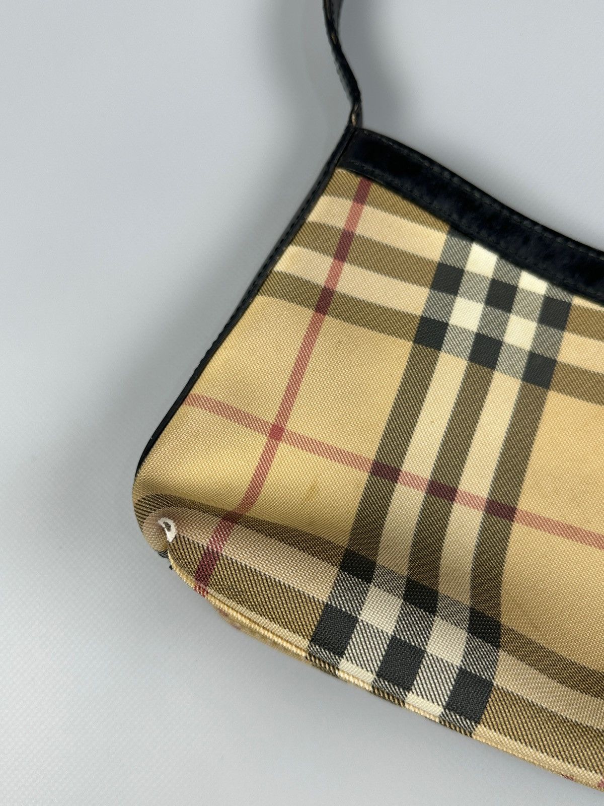 Burberry Vintage Burberry London Nova Check Baguette Shoulder Bag Size ONE SIZE - 8 Thumbnail