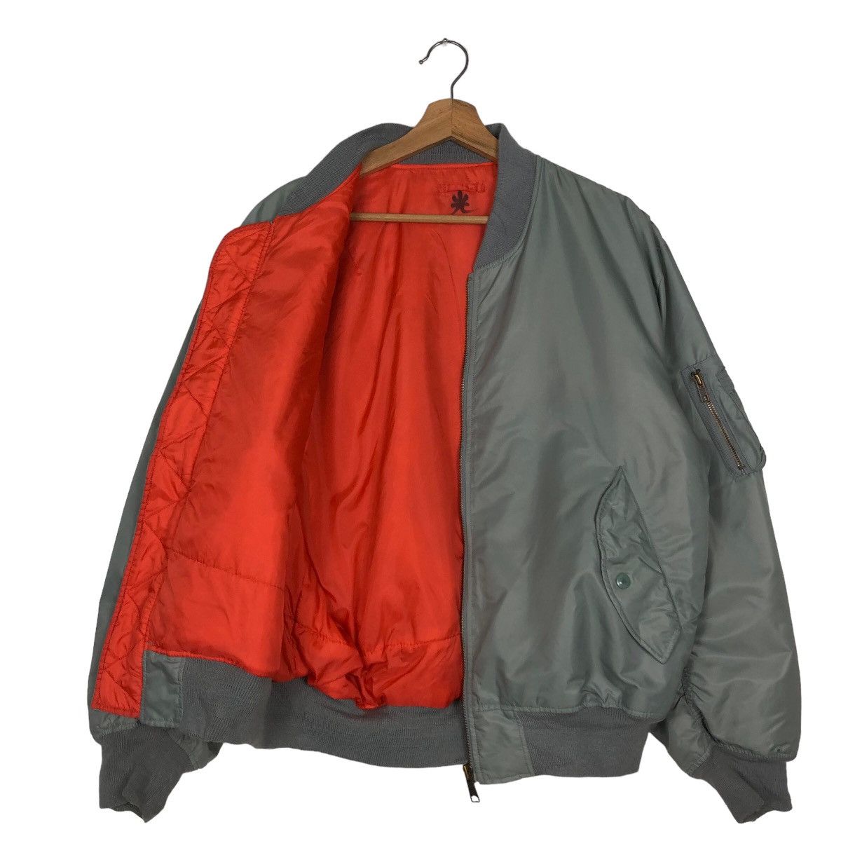 Japanese Brand 🔥90’s Vintage Bomber Jacket Riot Riot Uniqlo Japan Worker Size US L / EU 52-54 / 3 - 9 Thumbnail