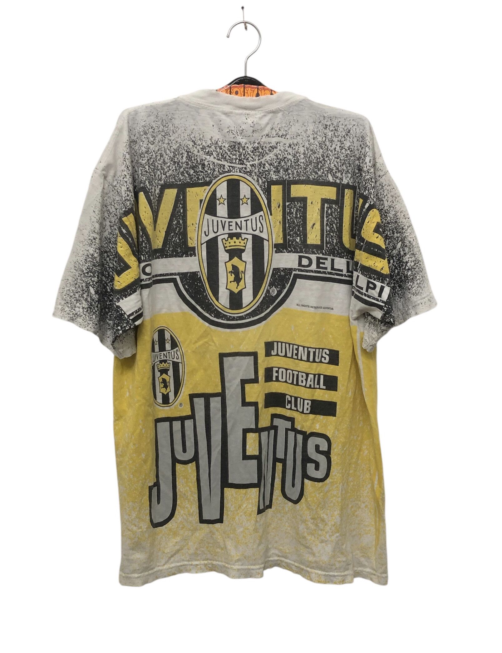 Vintage Vintage Rare Worn 90s Juventus Fullprint T-shirts Size US XL / EU 56 / 4 - 2 Thumbnail