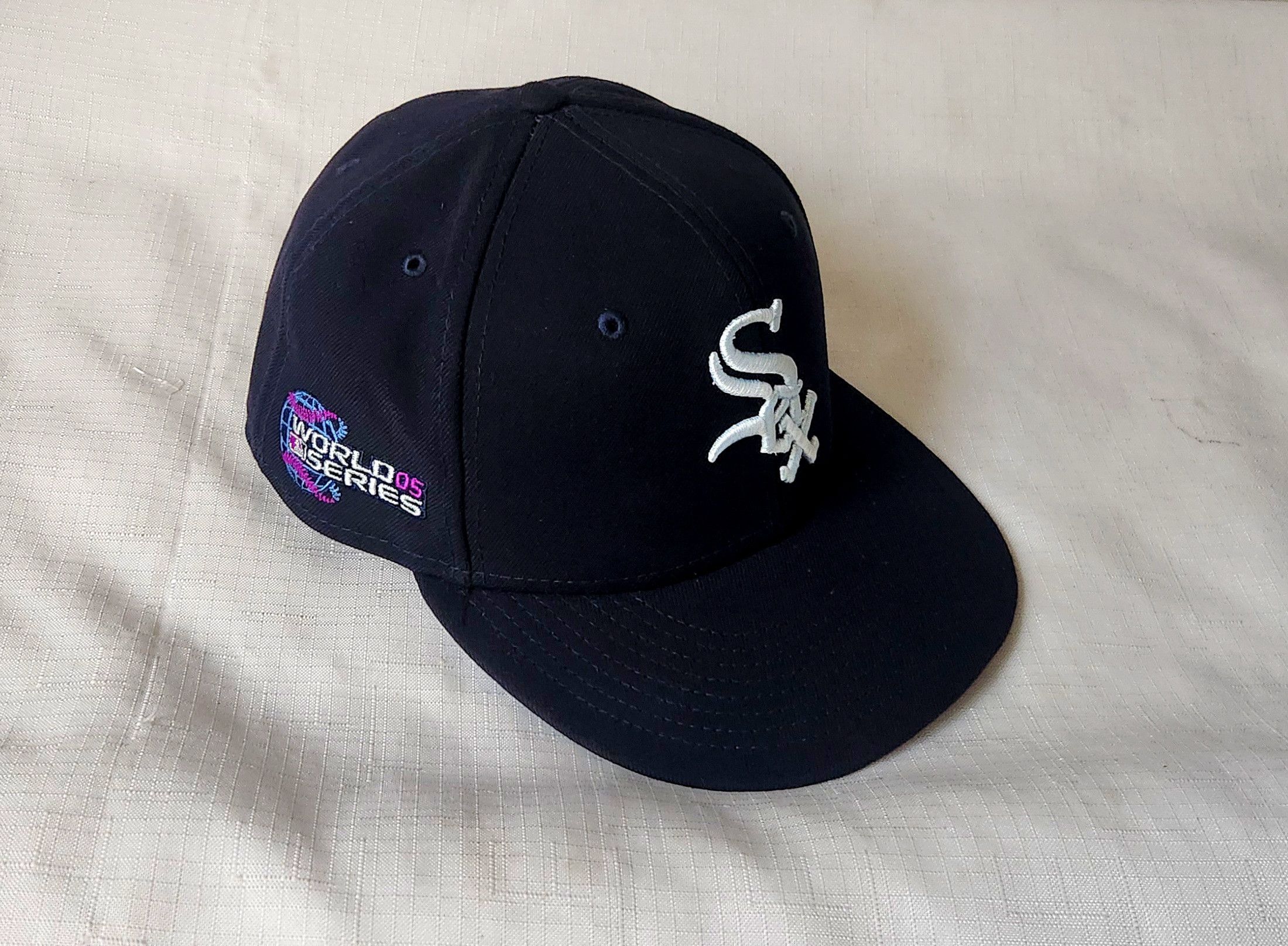 New Era New Era X Hat Club Exclusive SZ 7 3/8 2005 World Series Size ONE SIZE - 1 Thumbnail