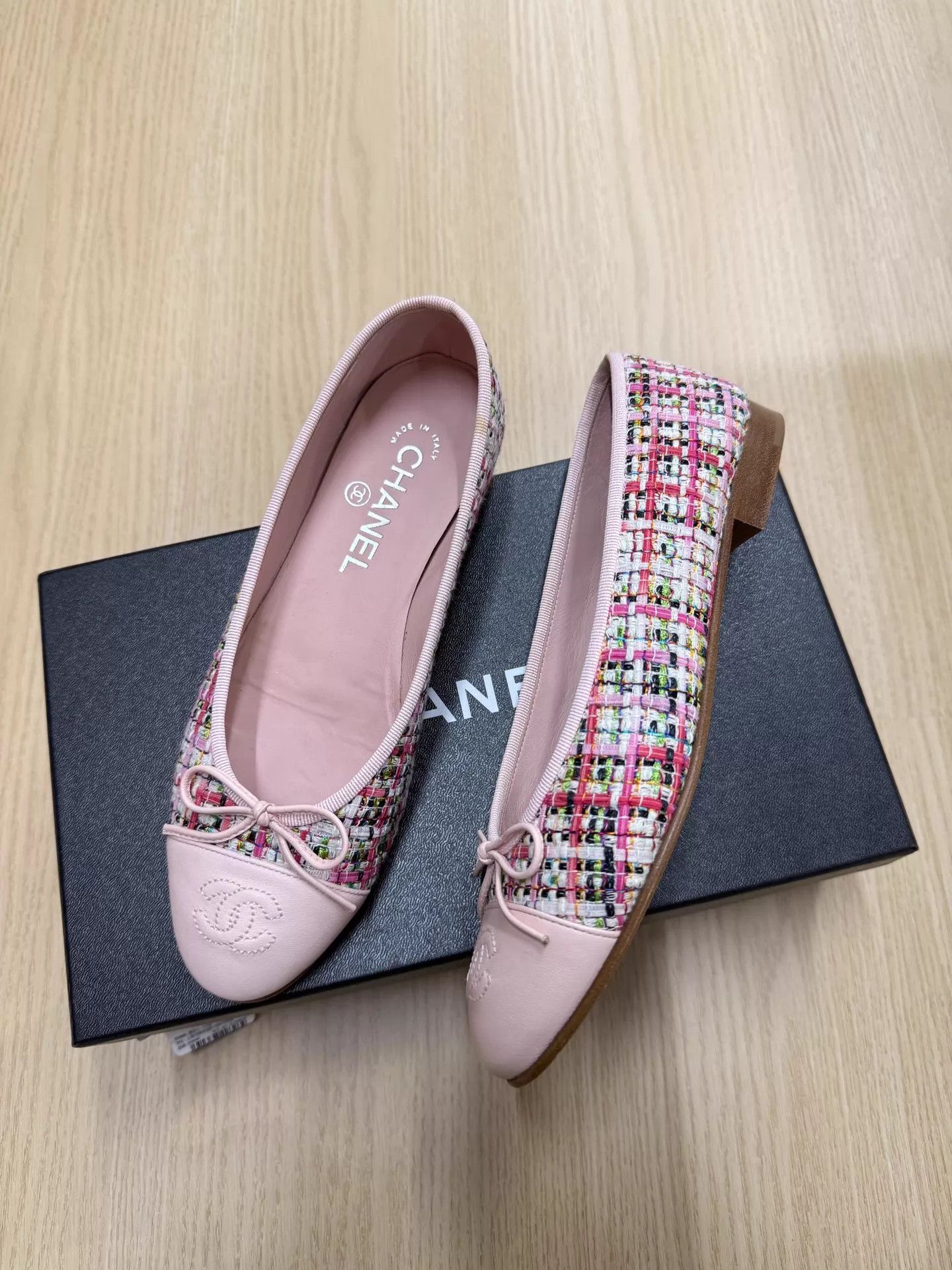 Chanel Chanel Pink Tweed Ballet Flats Size 37 New Size US 6.5 / IT 36.5 - 3 Thumbnail