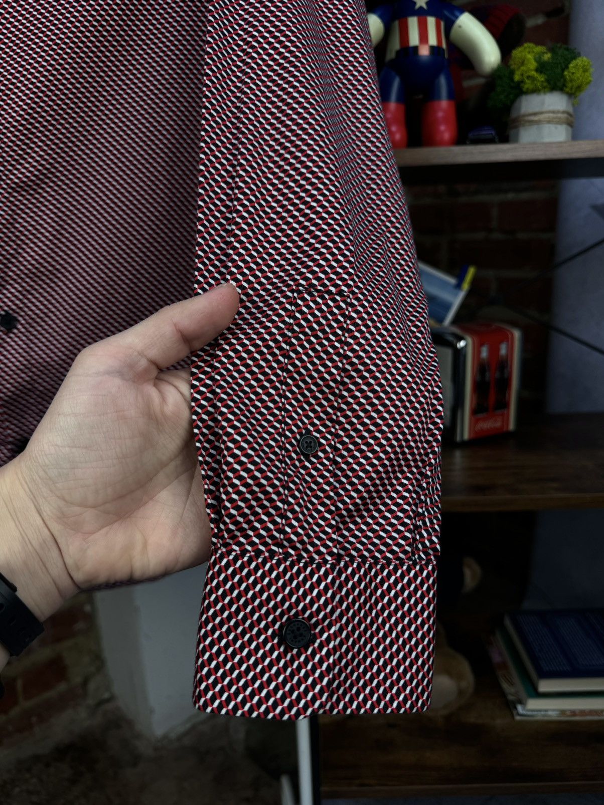 Armani Exchange × Designer ARMANI Exchange Printed Geometric Red Casual Shirt Size US M / EU 48-50 / 2 - 8 Thumbnail