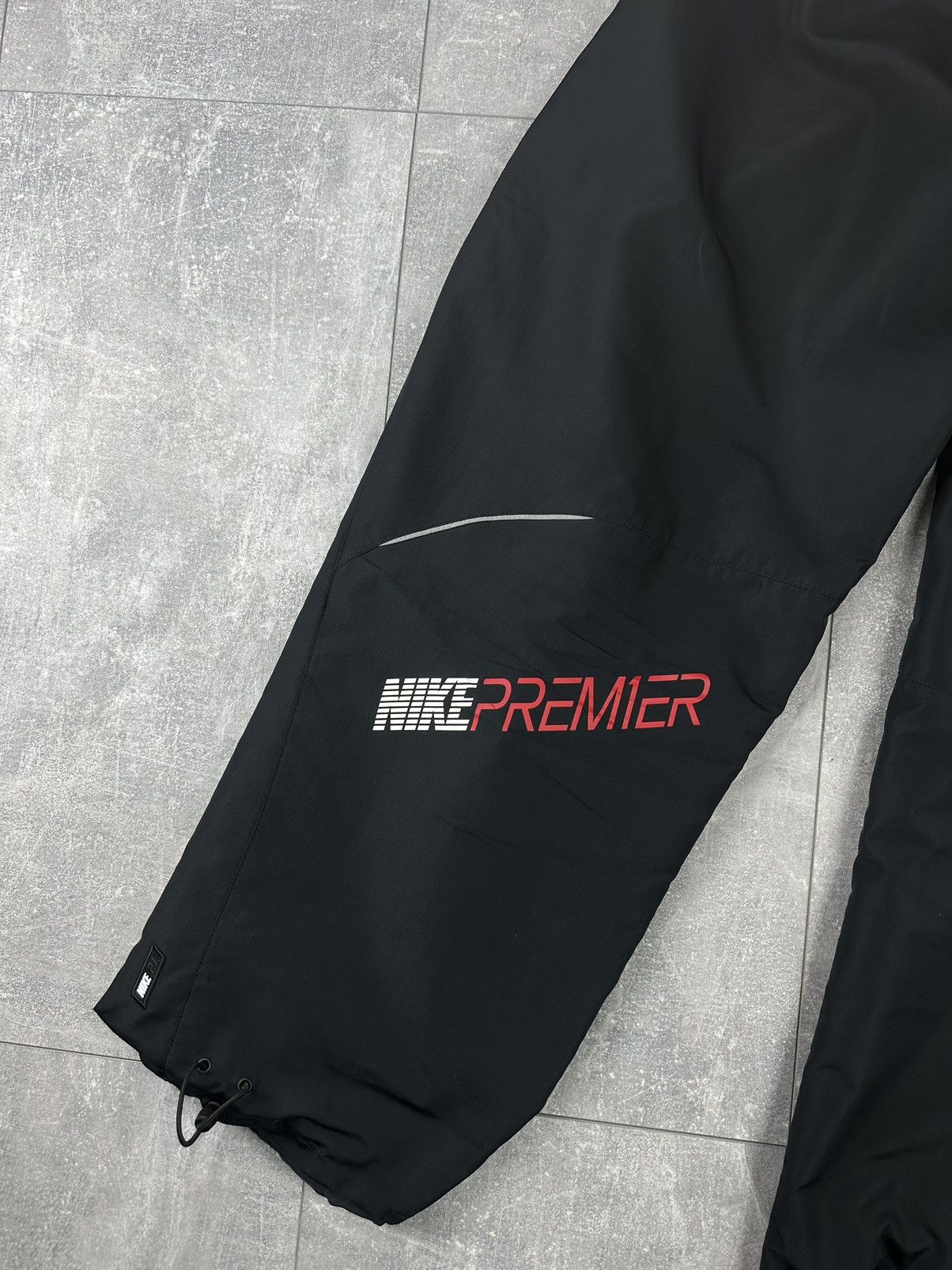 Nike Nike Premier Vintage Retro Overprint Swoosh Logo Sweatpants Size US 34 / EU 50 - 14 Thumbnail