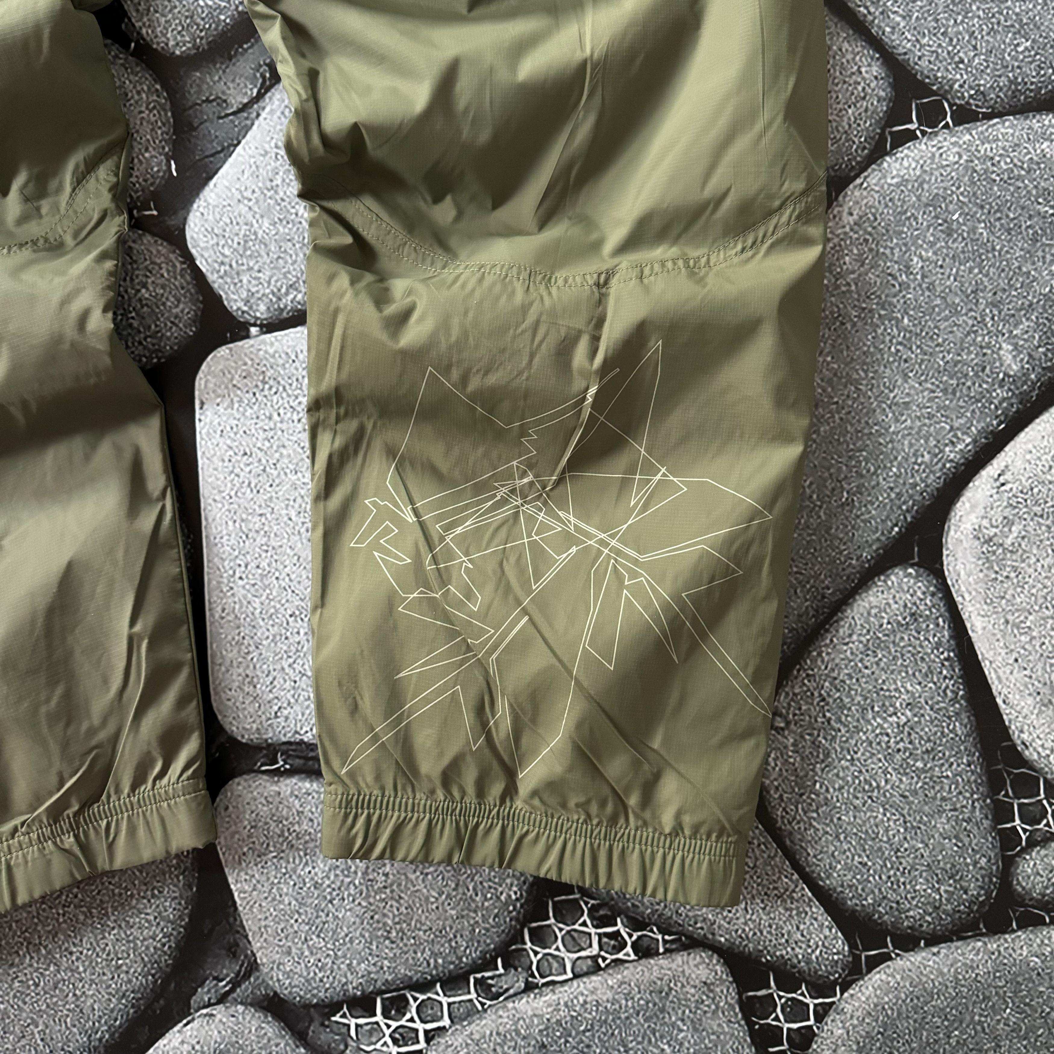 Nike NIKE TRACK VINTAGE PANT LIMITED EDITION Y2K GORPCORE KHAKI Size US 36 / EU 52 - 12 Thumbnail