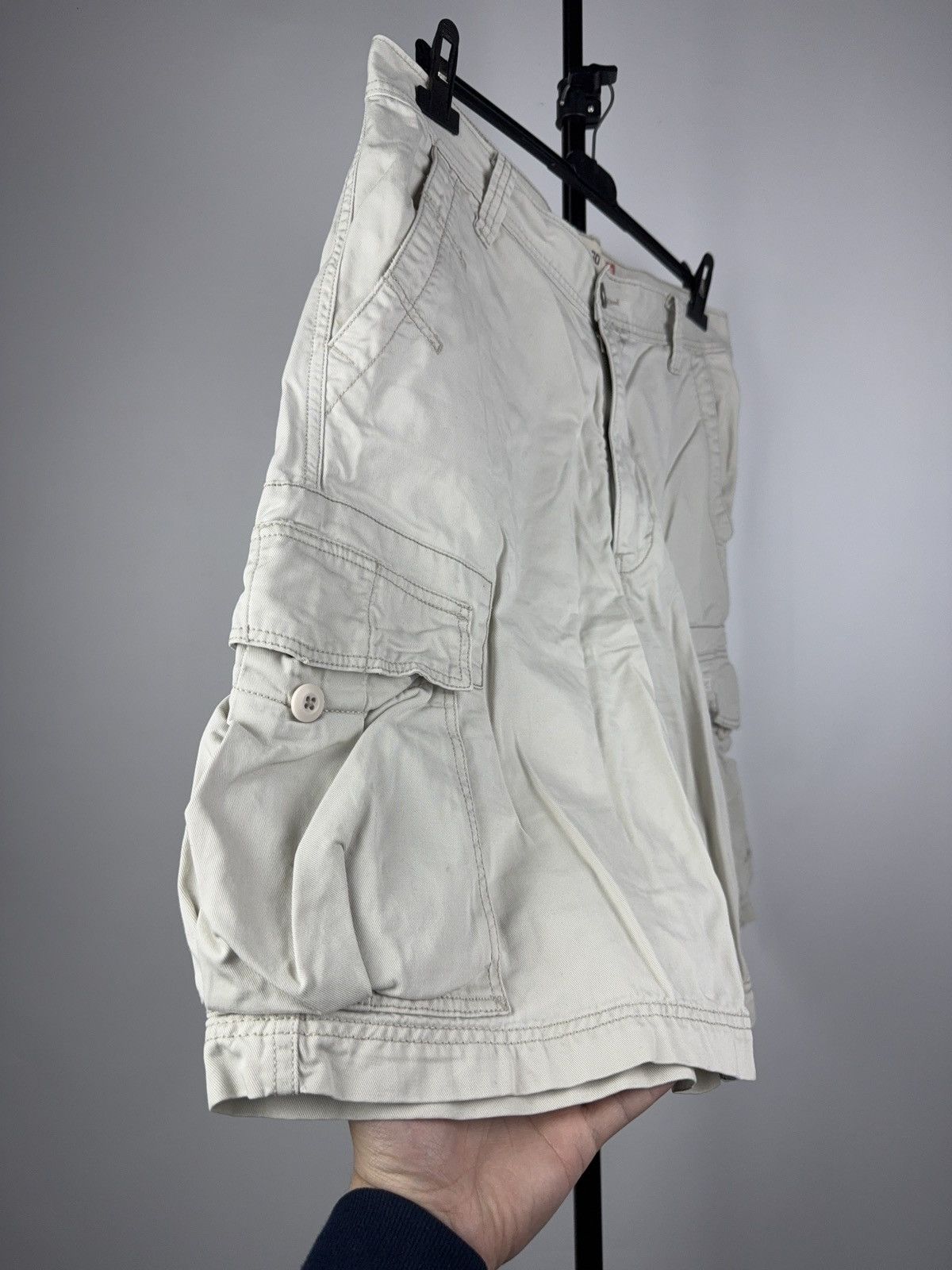 Levi's × Vintage Crazy Vintage 00s Baggy Skater Style Levis Cargo Shorts Size US 33 - 3 Thumbnail
