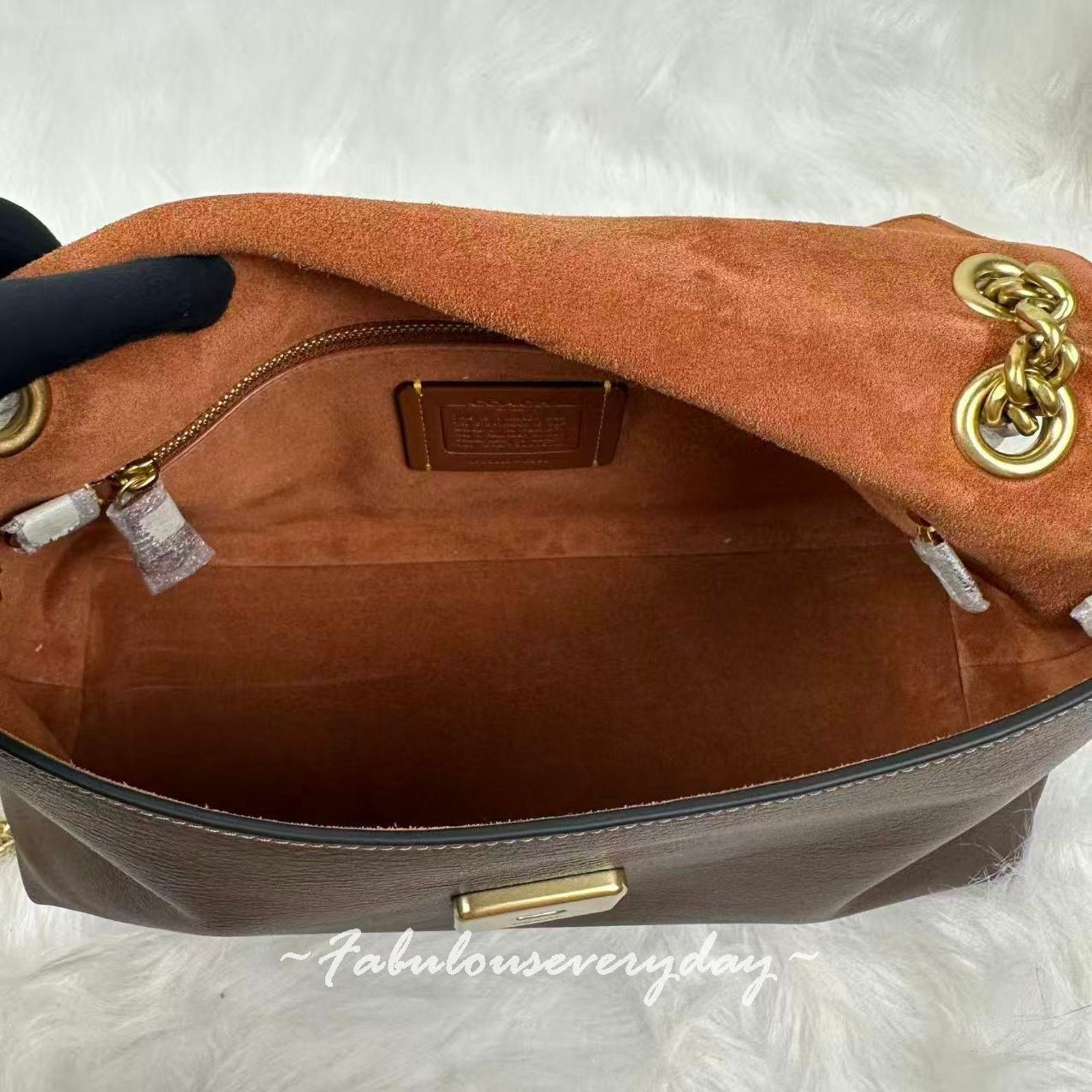 Coach COACH Chelsea Shoulder Bag 30 Chain Leather CDS61 Maple NWT Size ONE SIZE - 9 Thumbnail