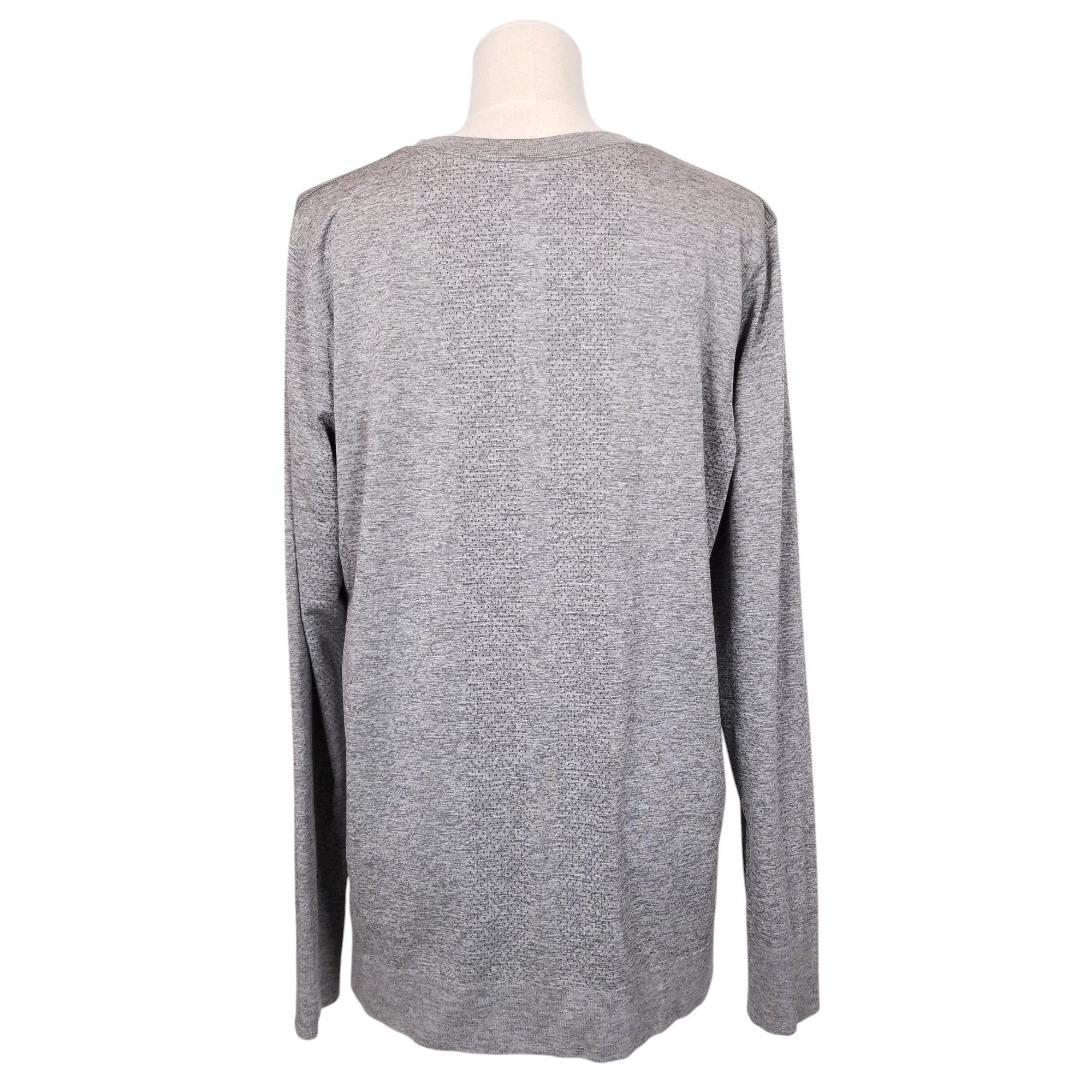 Lululemon Swiftly Relaxed Fit Long Sleeve Size L / US 10 / IT 46 - 4 Thumbnail