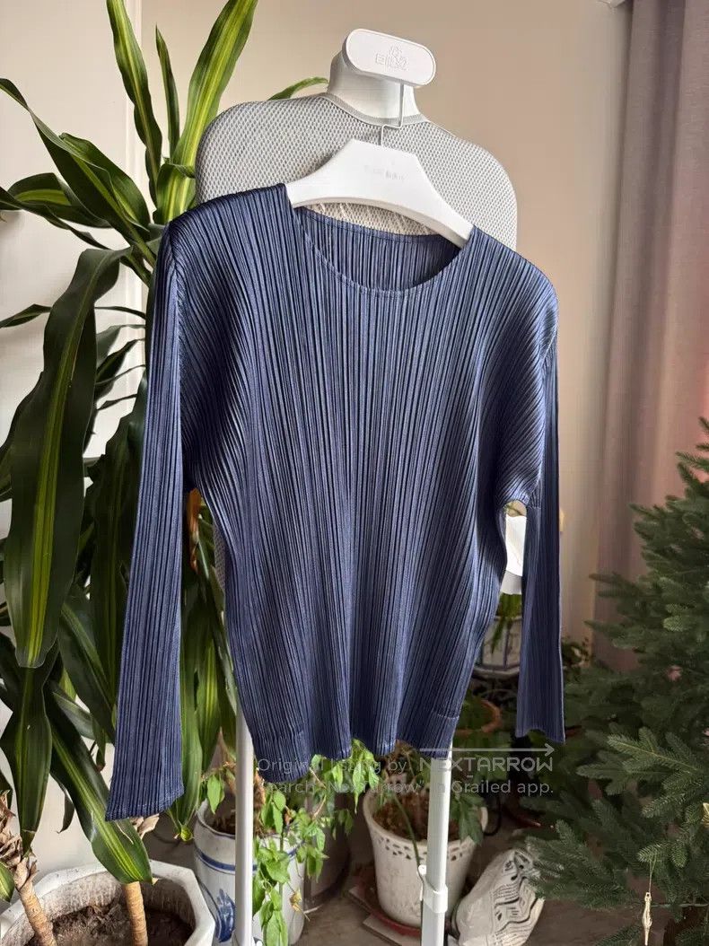 Issey Miyake Issey Miyake Navy Blue Honor Long Sleeve Size L / US 10 / IT 46 - 2 Thumbnail