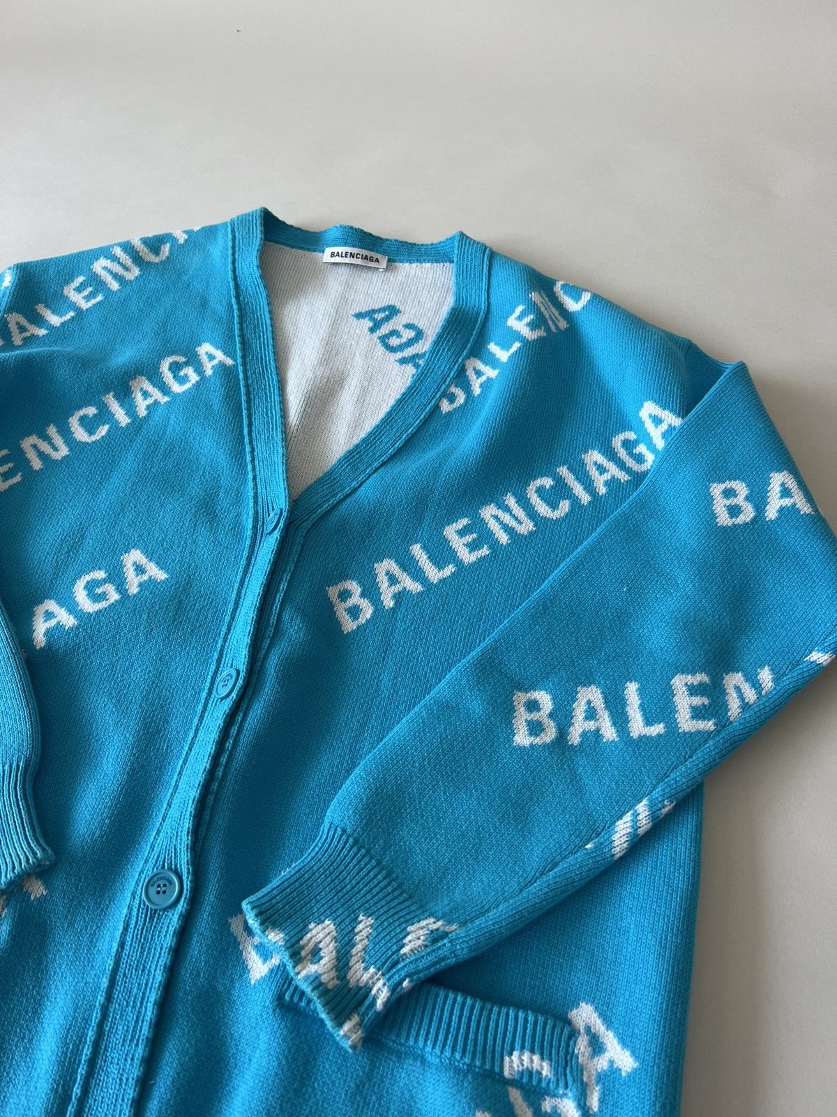 Balenciaga Balenciaga Monogram Cardigan Size US M / EU 48-50 / 2 - 5 Thumbnail