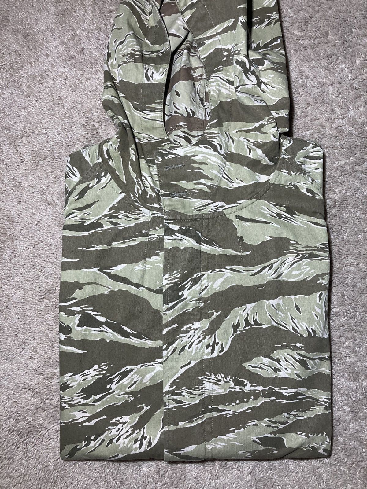 Celine SS20 Celine Tiger Camo Hooded Jacket 2020 Hedi Slimane Parka Size US M / EU 48-50 / 2 - 1 Thumbnail