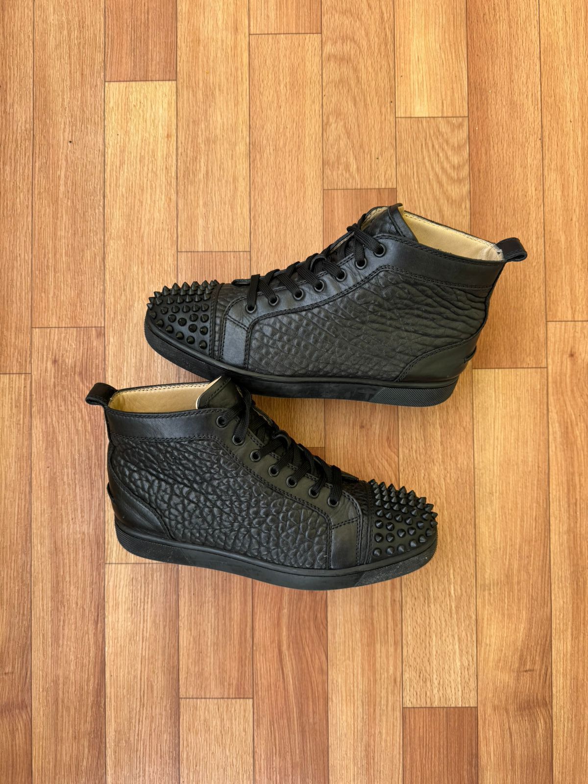 Christian Louboutin Christian louboutin black Matte spikes Sneakers Size US 7 / EU 40 - 9 Thumbnail
