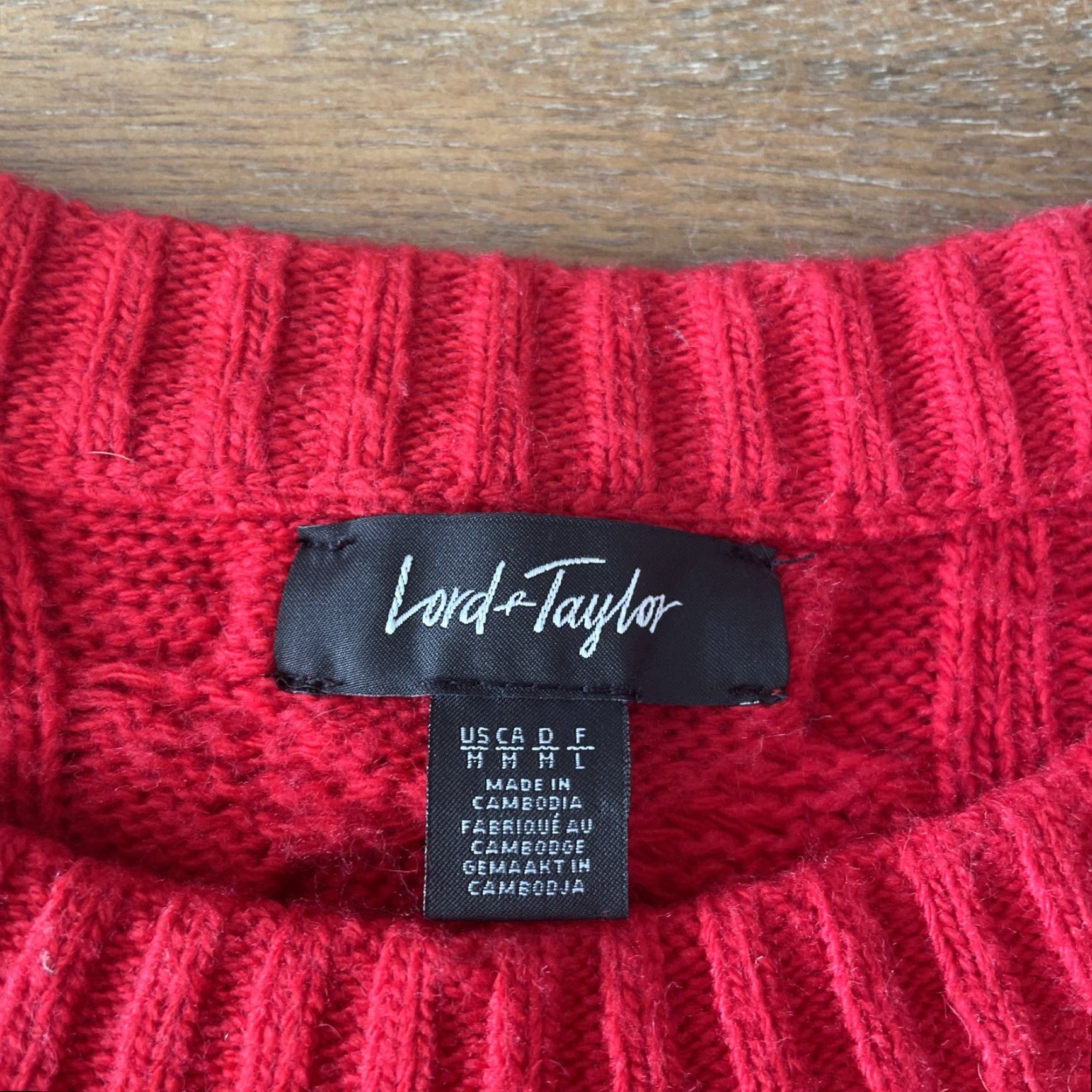 Lord & Taylor VINTAGE: No - LORD & TAYLOR Pullover Sweatshirt Geometric Cable Knit Long Sleeve Red M Womens Size M / US 6-8 / IT 42-44 - 3 Thumbnail