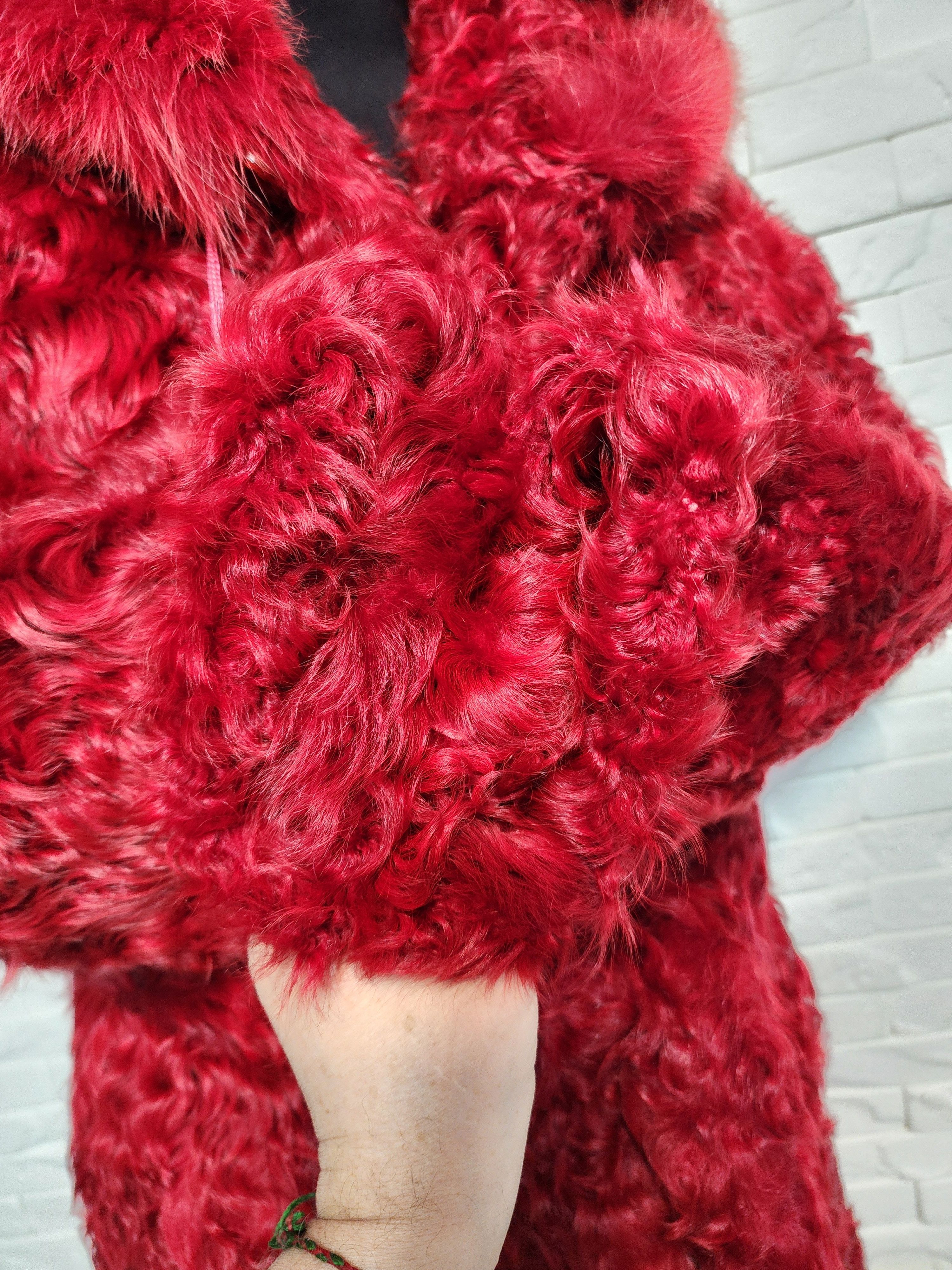 Uniqlo Stylish Women's Fur Coat. Warm Burgundy Hooded Coat. Size L / US 10 / IT 46 - 4 Thumbnail