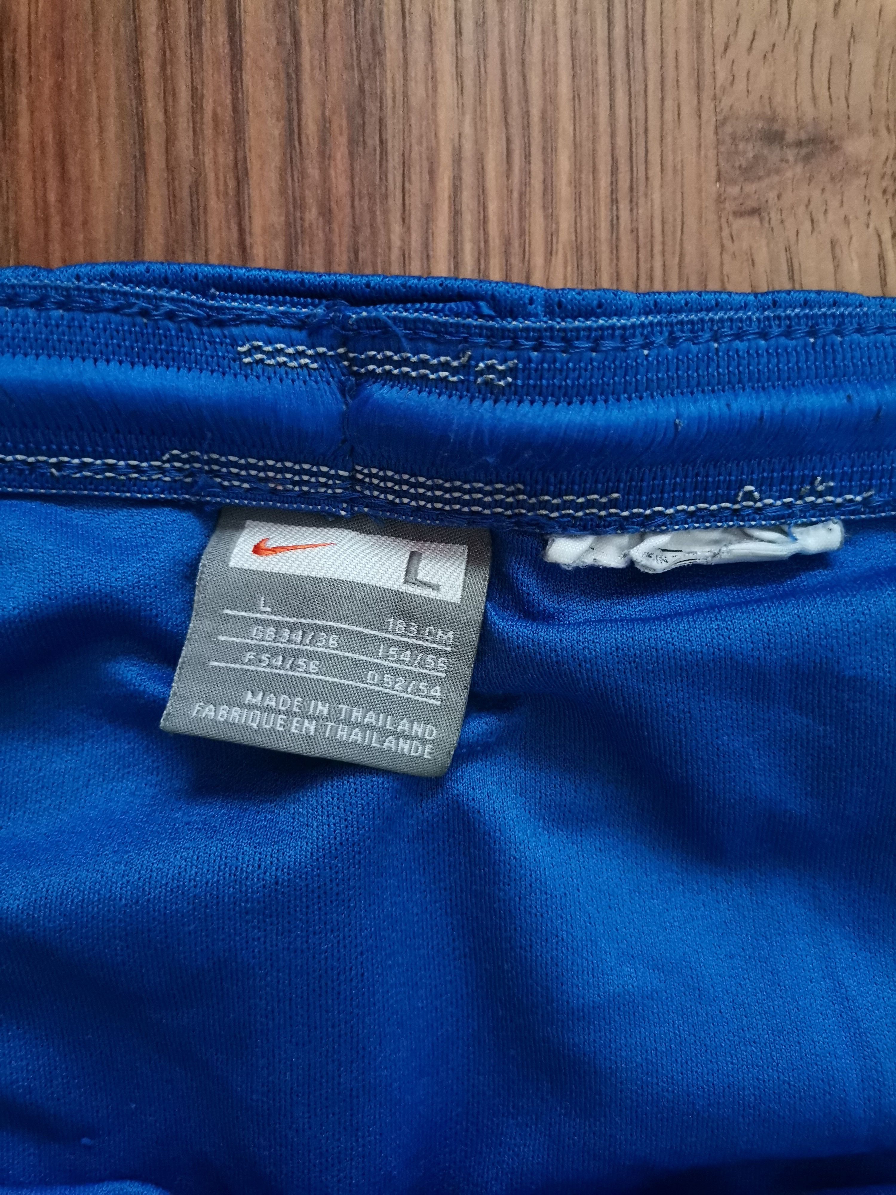 Nike Nike Shorts Size US 34 / EU 50 - 2 Thumbnail