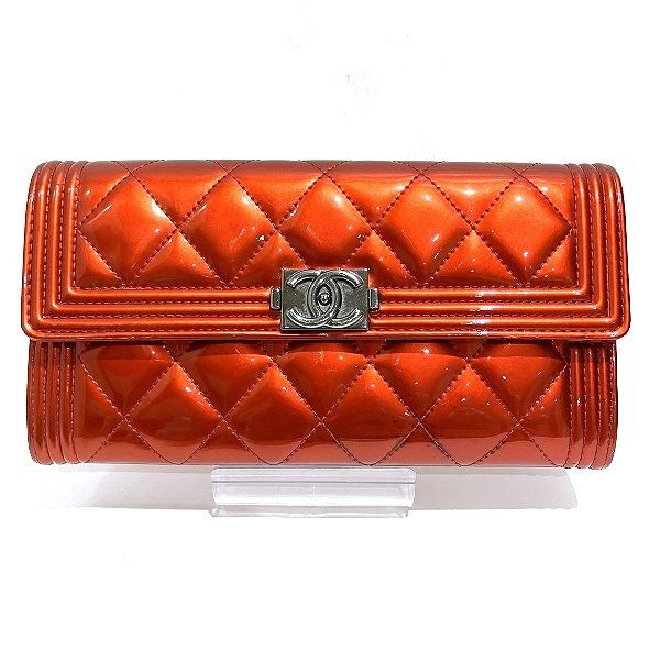 Chanel Chanel Chanel Boy Matelasse Long Wallet Leather Long Wallet 19542164 in Good Condition Size ONE SIZE - 1 Thumbnail